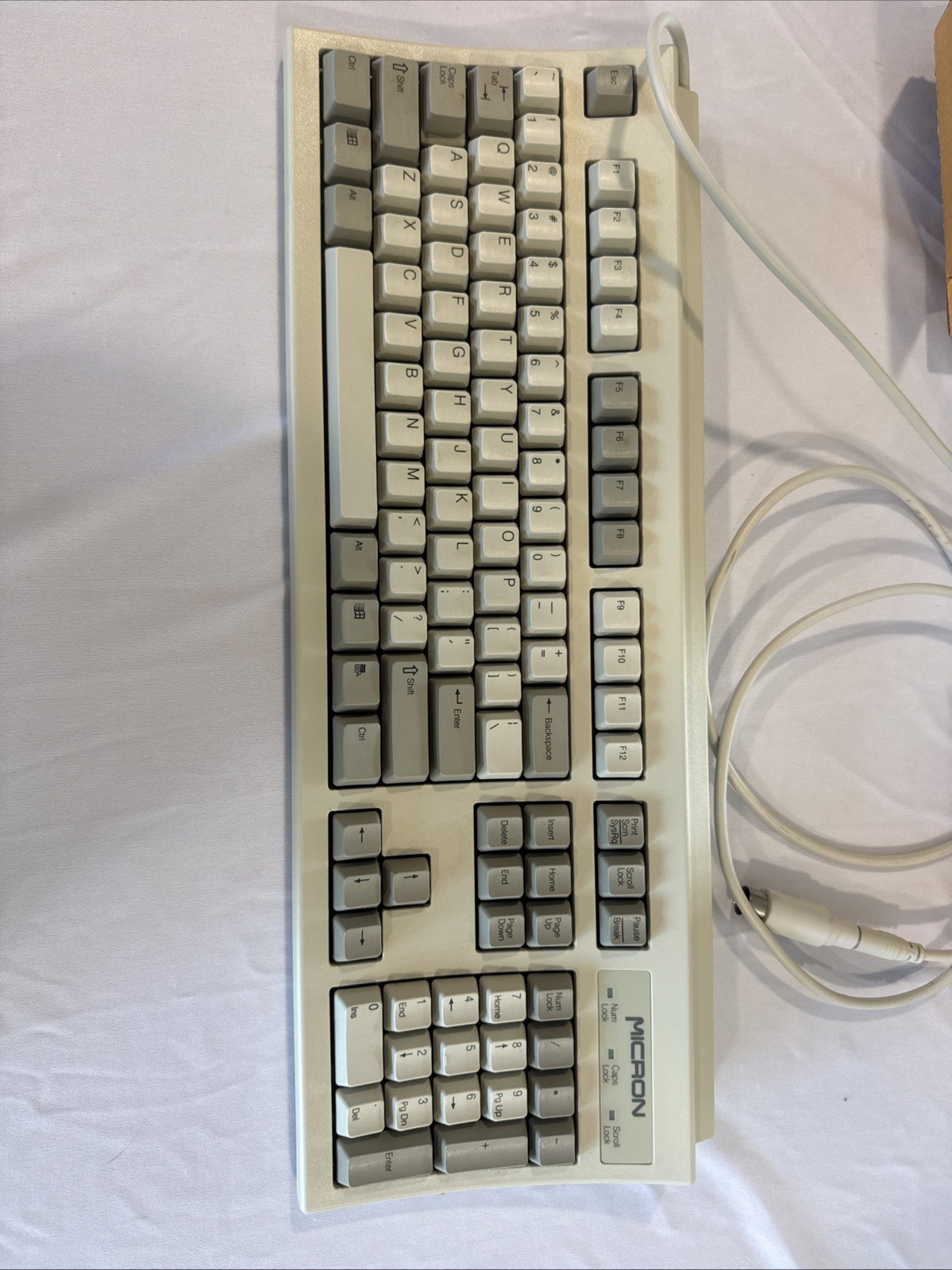 MICRON RT6856TW NMB Wired Keyboard PS2 for Windows 95 Vintage