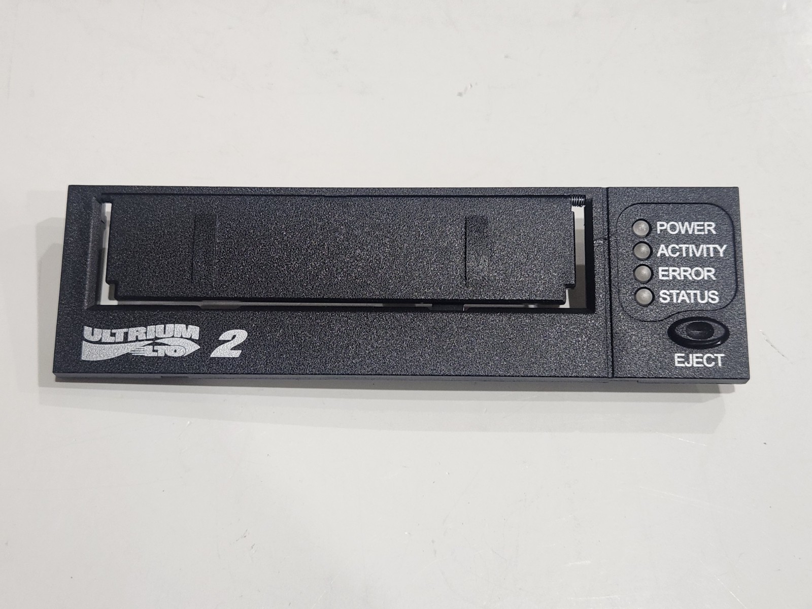 Dell Quantum Bezel LTO2 HH For Tape Drive SCSI ( Bezel Only ) 