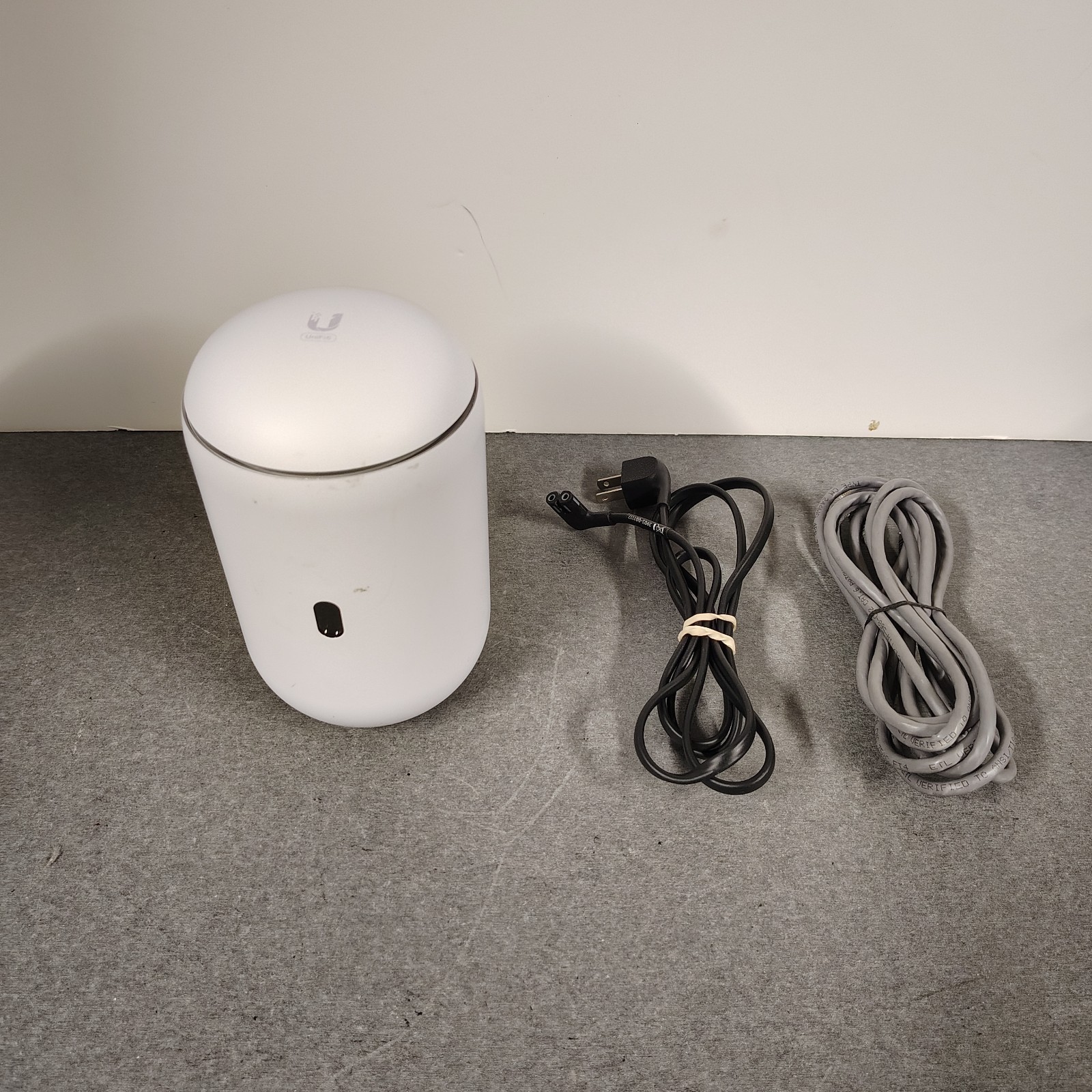 Ubiquiti UniFi Dream Router UDR – WiFi 6 