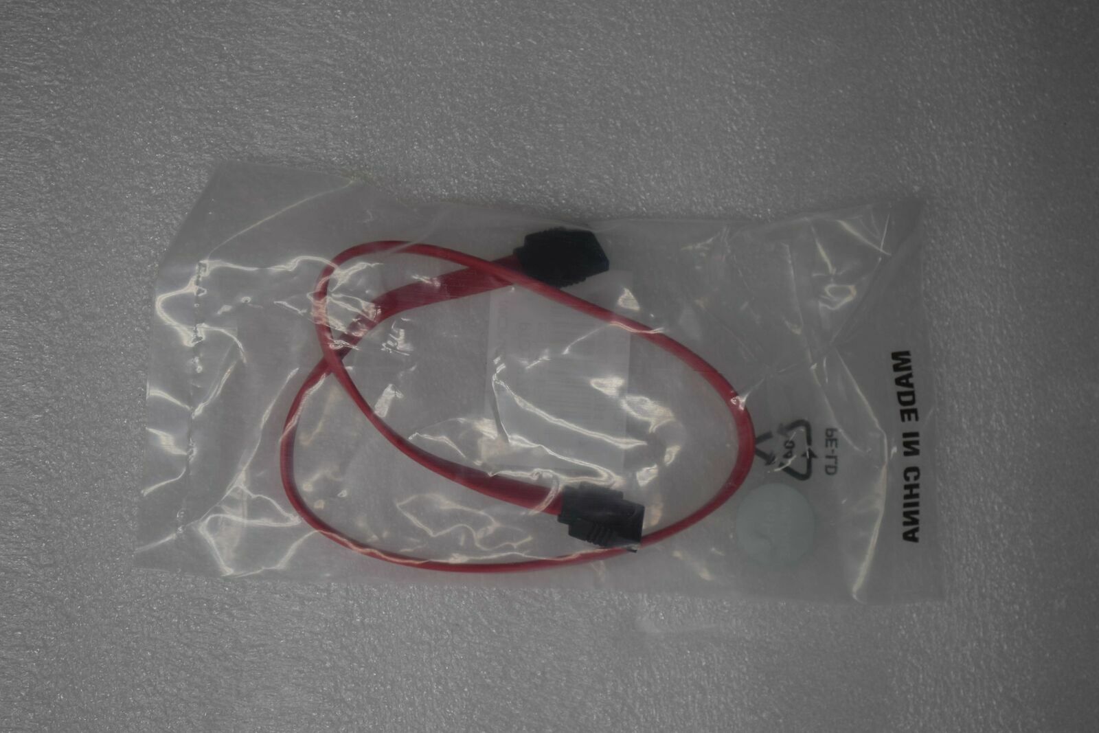 MONOPRICE 18inch SATA 6Gbps Cable w/Locking Latch 8784