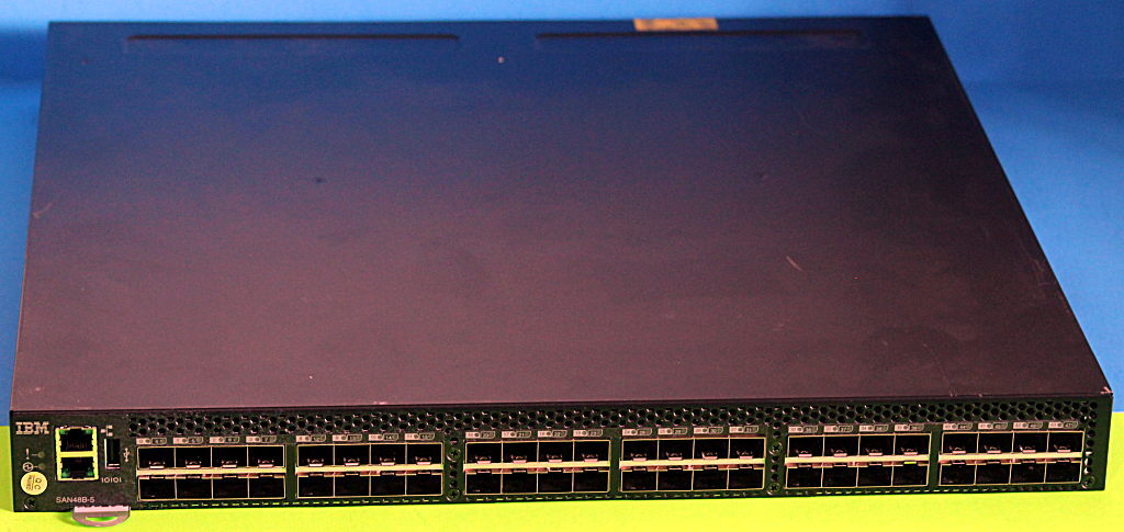 2498-F48 IBM SAN48B-5 Brocade 6510 w/ 36 Active Ports Fabric Watch License