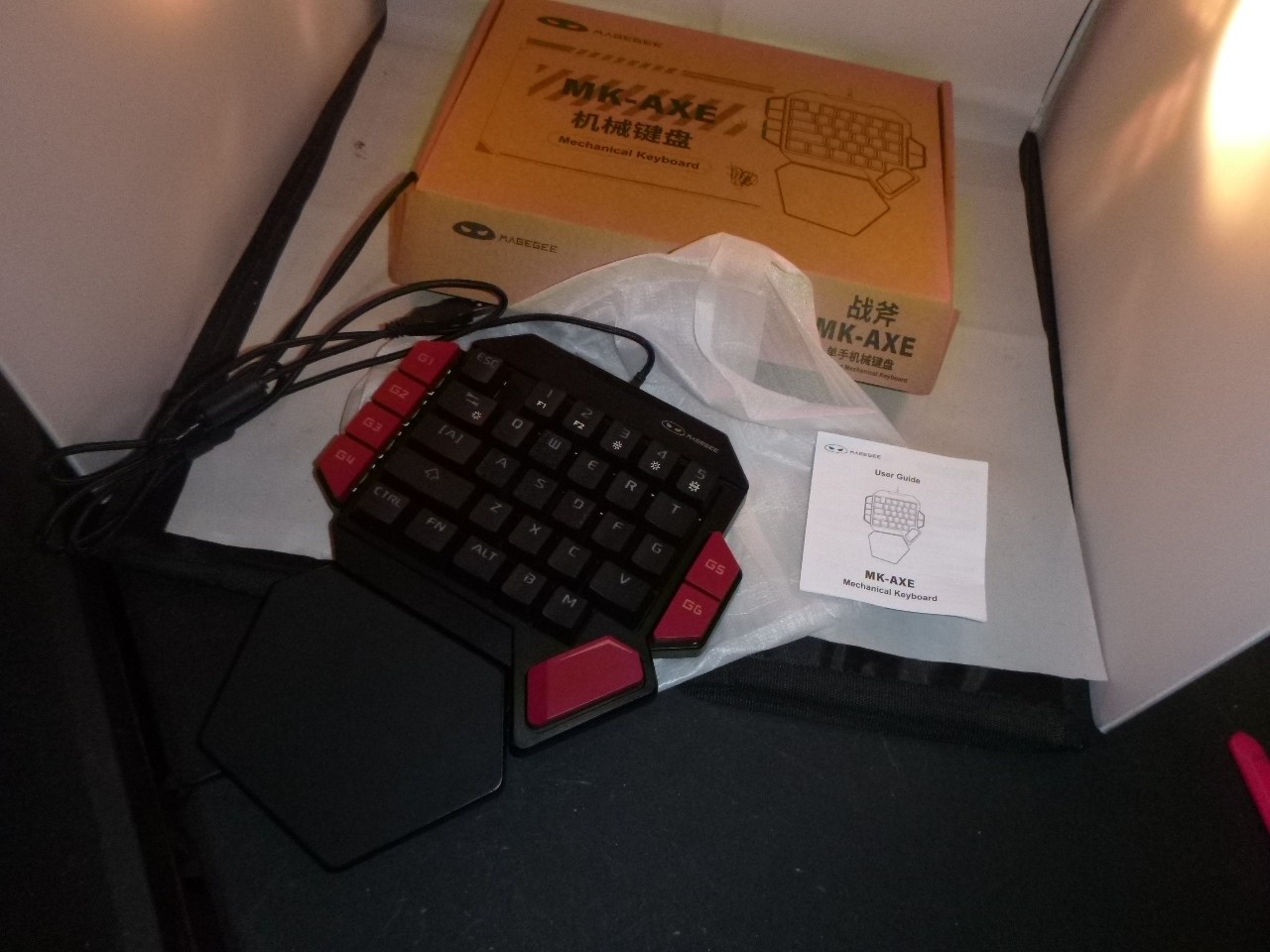 NEW One-Handed Gaming Keyboard MageGee MK-Axe
