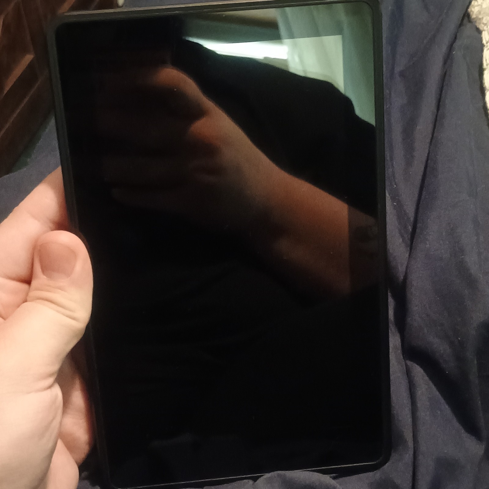 Amazon Kindle Series Kindle eBook Reader / eReader - Black (not a bundle)