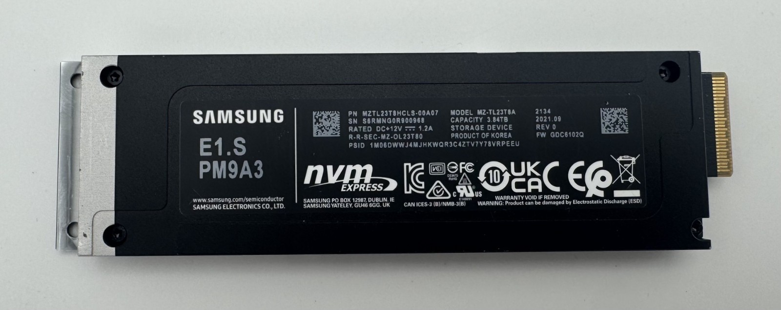 Samsung PM9A3 3.84TB E1.S 9.5 mm NVMe PCIe 4.0 SSD MZ-TL23T8 