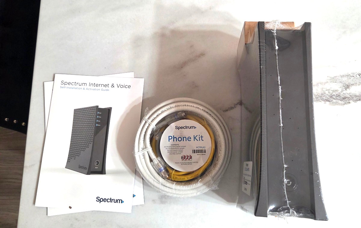 Spectrum D3.1 2.5G eMTA DOCSIS 3.1 Cable Internet Modem w/ AC Adapter - NEW