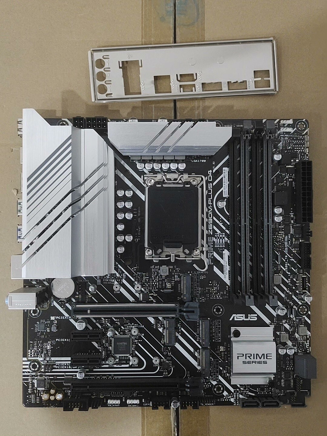 ASUS PRIME Z690M-PLUS D4 LGA 1700 Intel Z690 Micro ATX Intel Motherboard