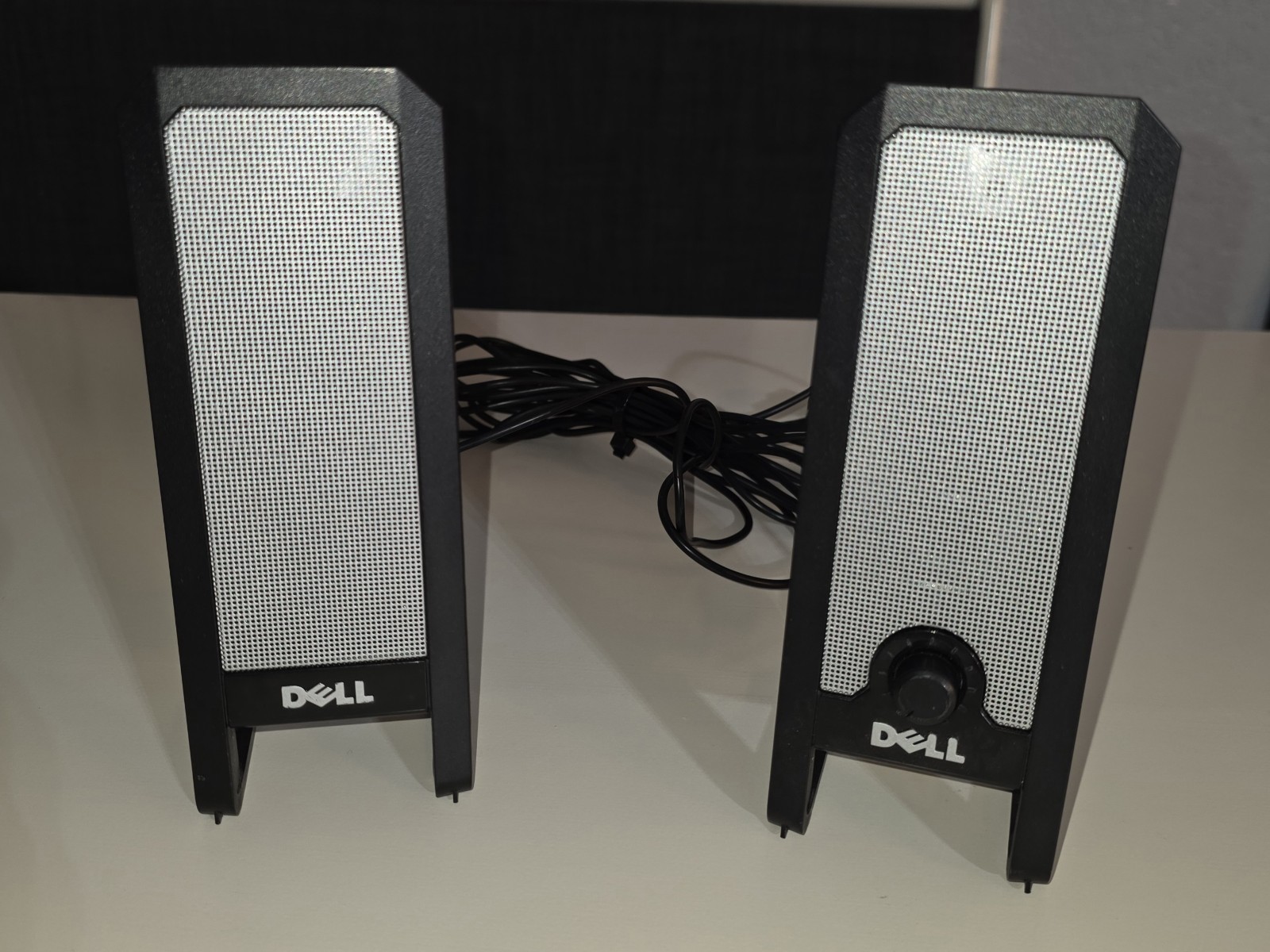 Dell A225 USB Powered Computer Desktop Speaker,  Model A225, USB Connected 
