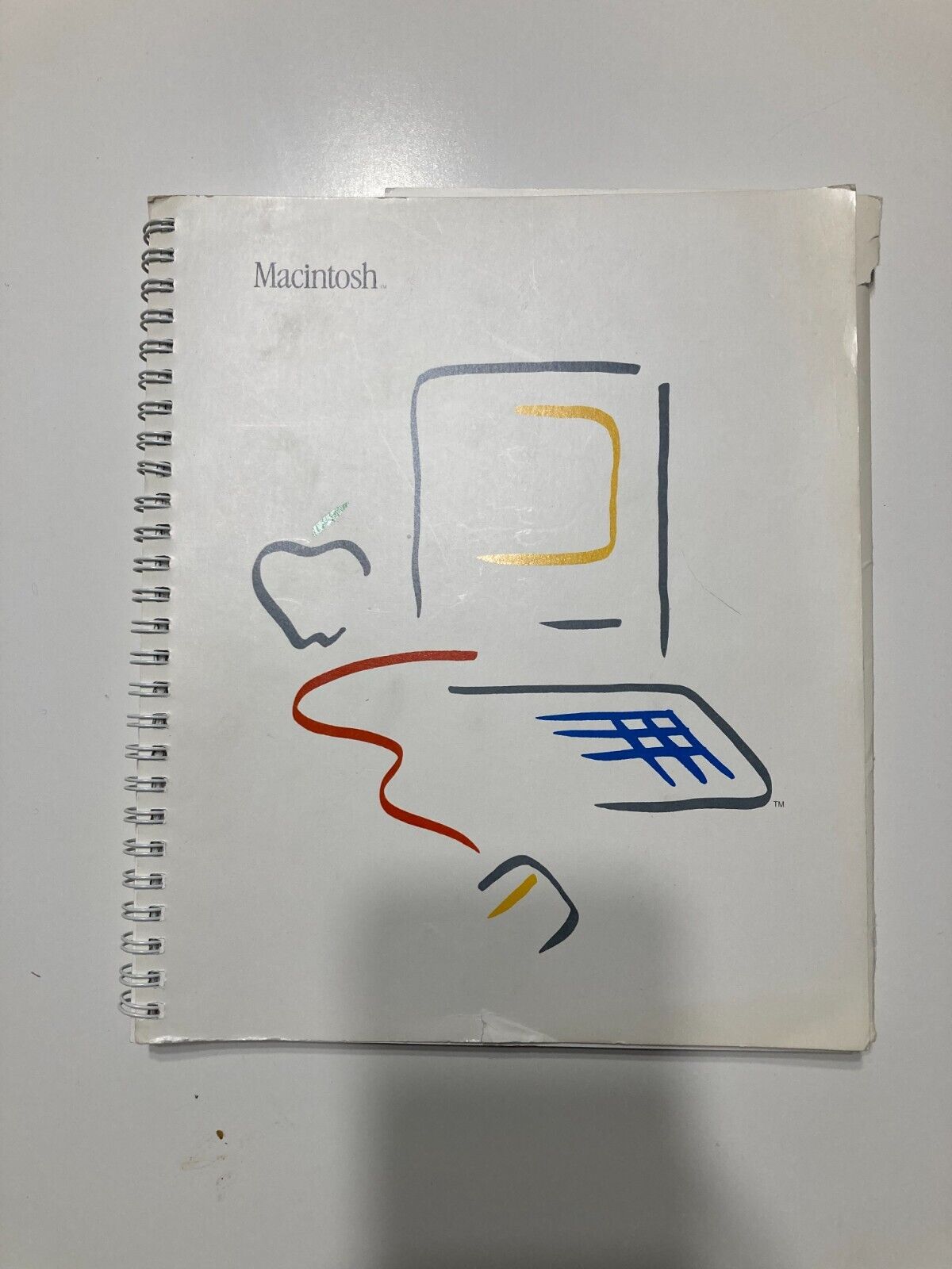 Vintage 1984 Macintosh Owner\'s Manual 030-0687-B