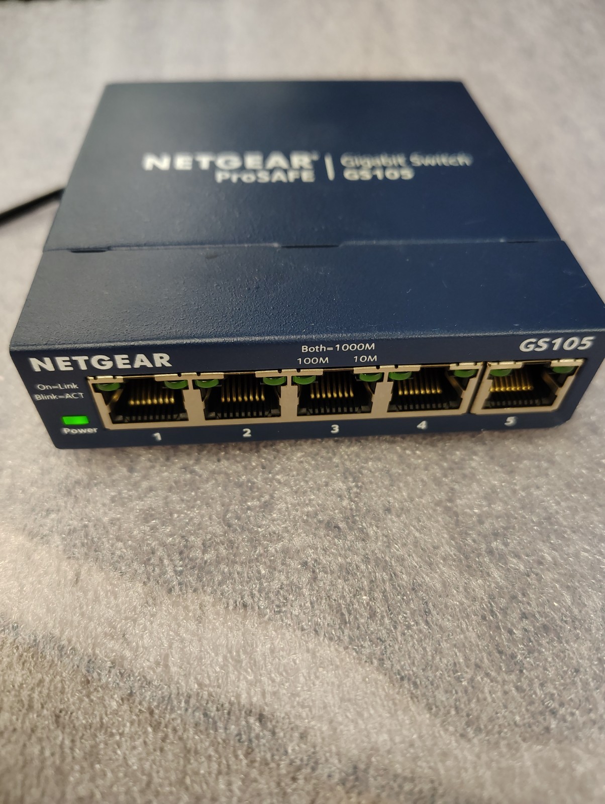 NETGEAR 5 Port Gigabit Ethernet Unmanaged Network Switch LAN 