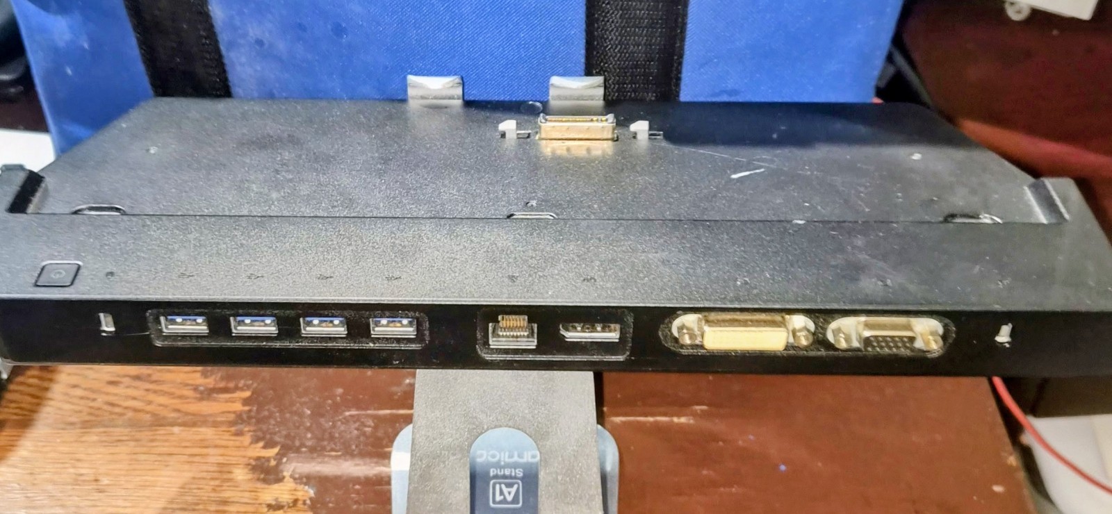 Fujitsu Lifebook Port Replicator /Docking Station FMV-NPR39 CP659660 CP658943-03