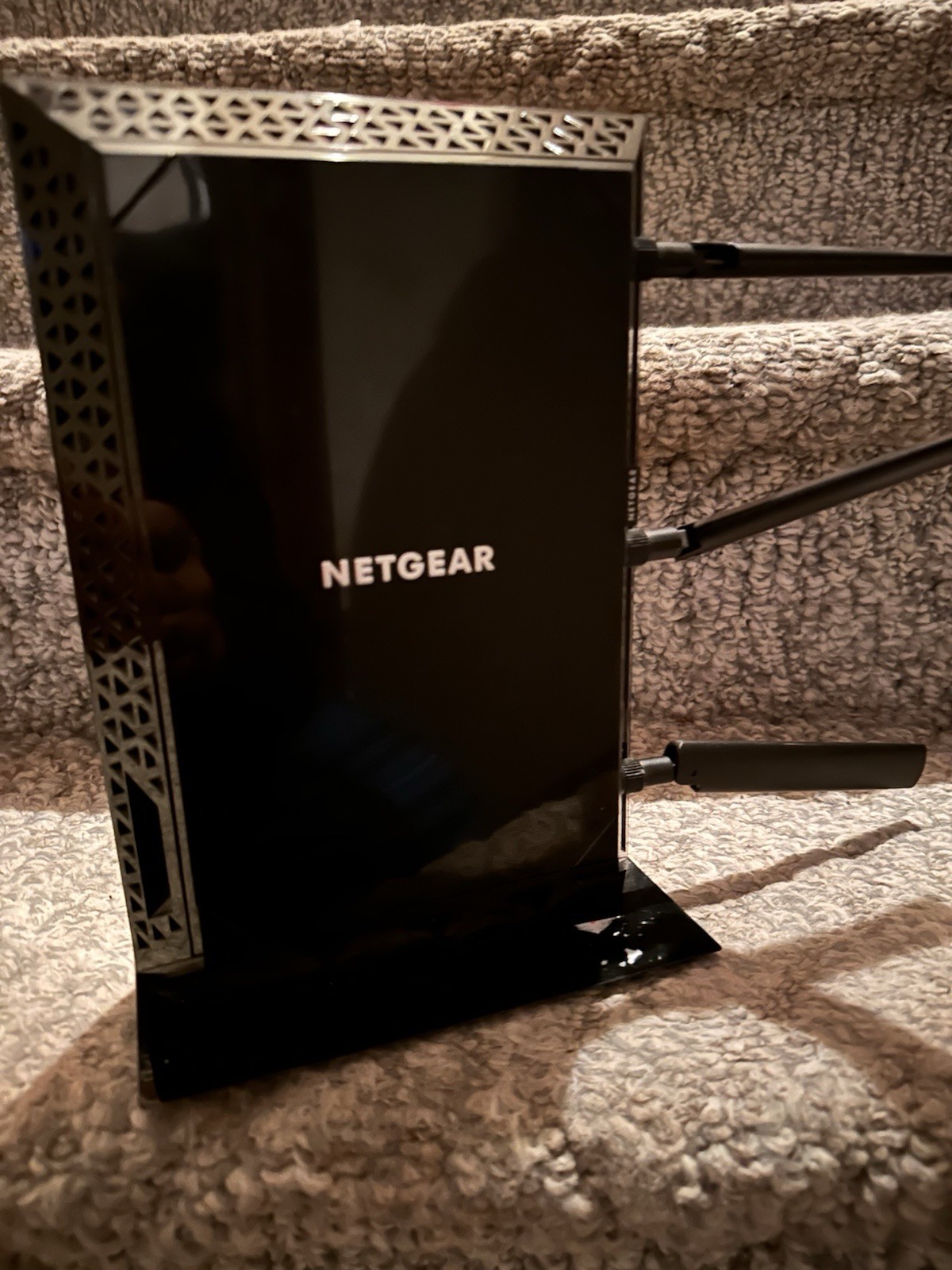 Netgear Router/motem Very Nice Set Of 2