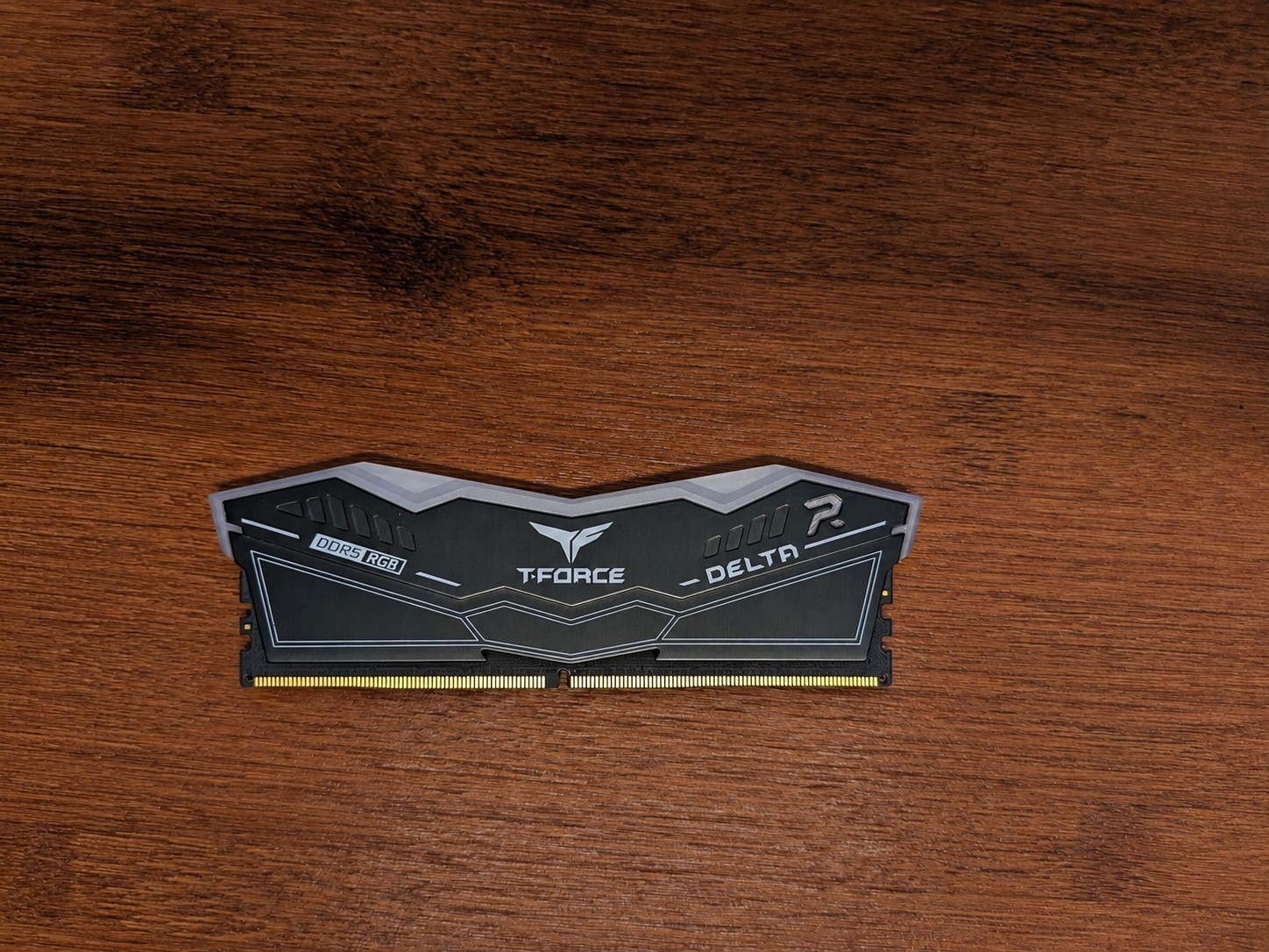 Teamgroup T-Force Delta RGB DDR5-6000, 16gb memory