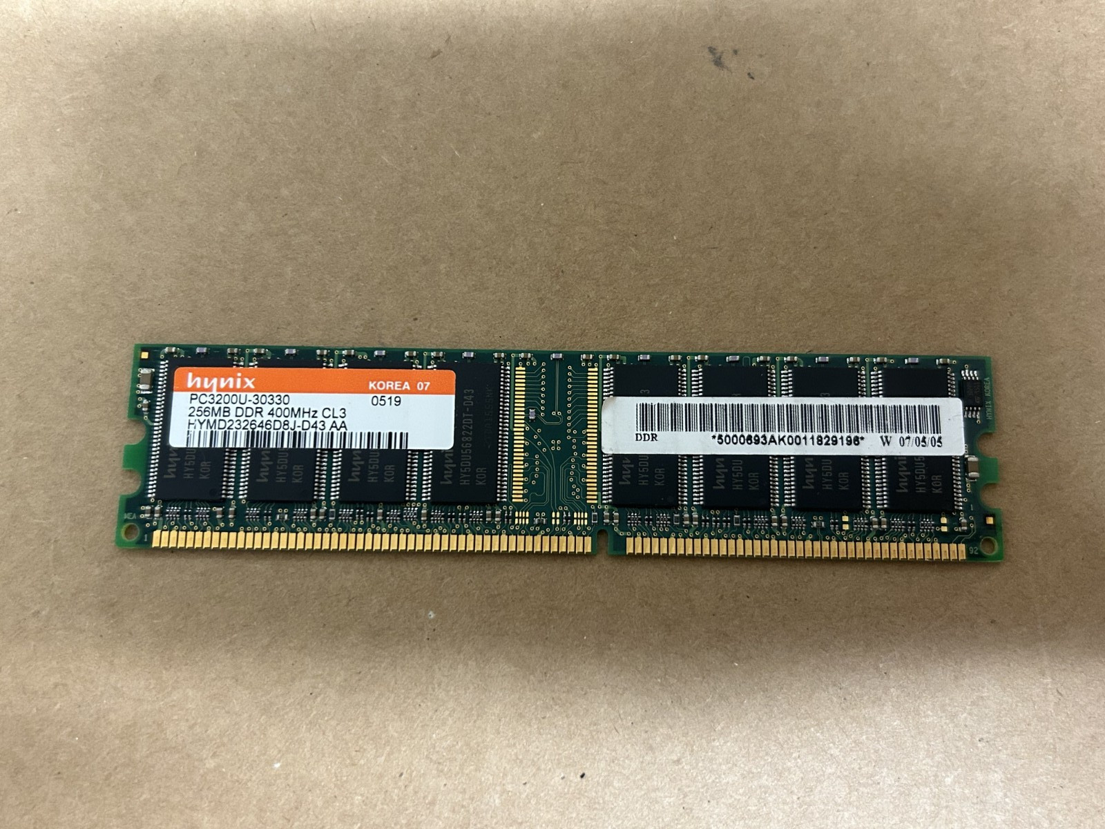 HYNIX 256MB PC3200U - 30330 DDR 400MHz CL3 