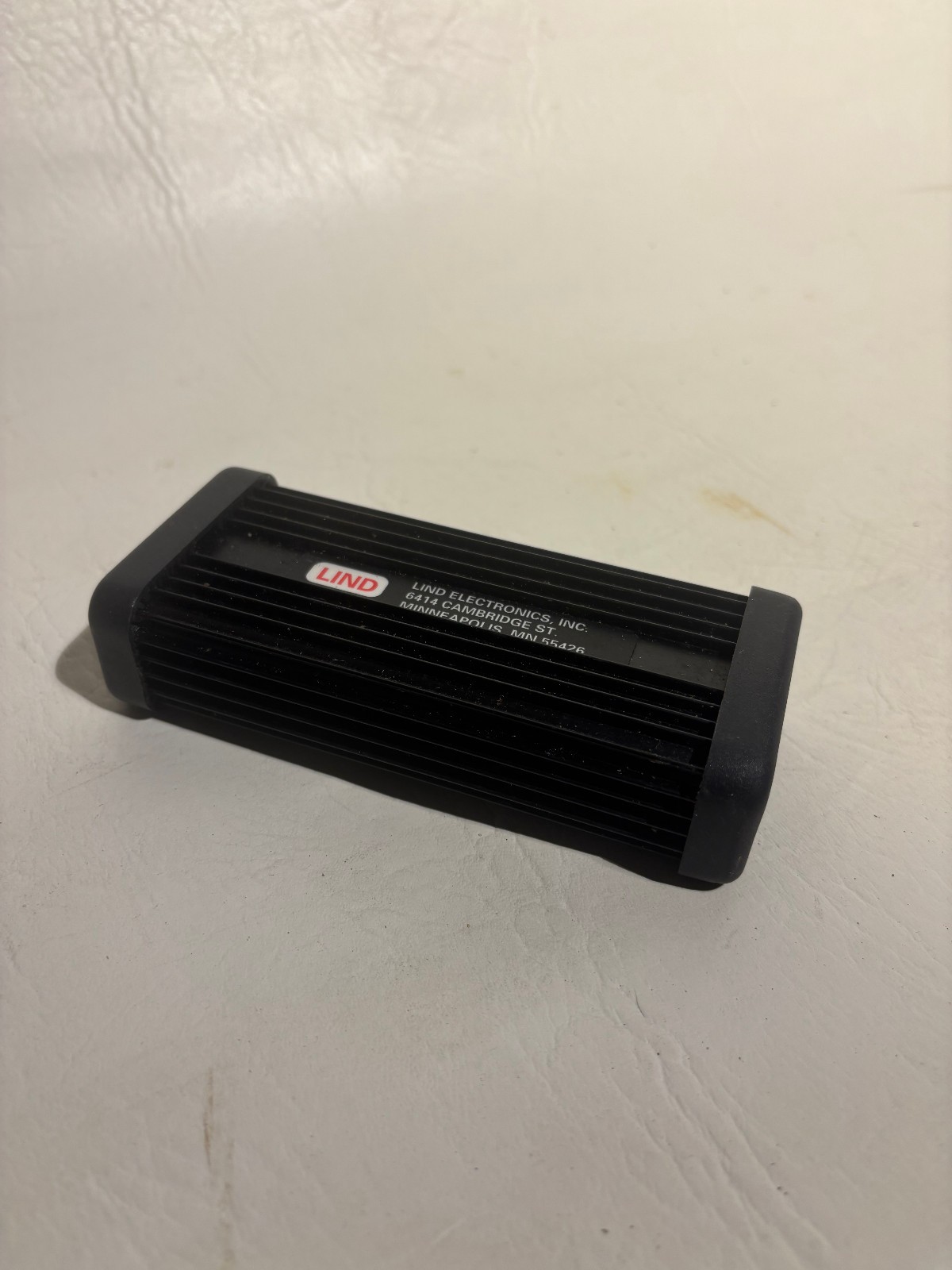 LIND ELECTRONICS Auto-Air Adapter DE2035-259A