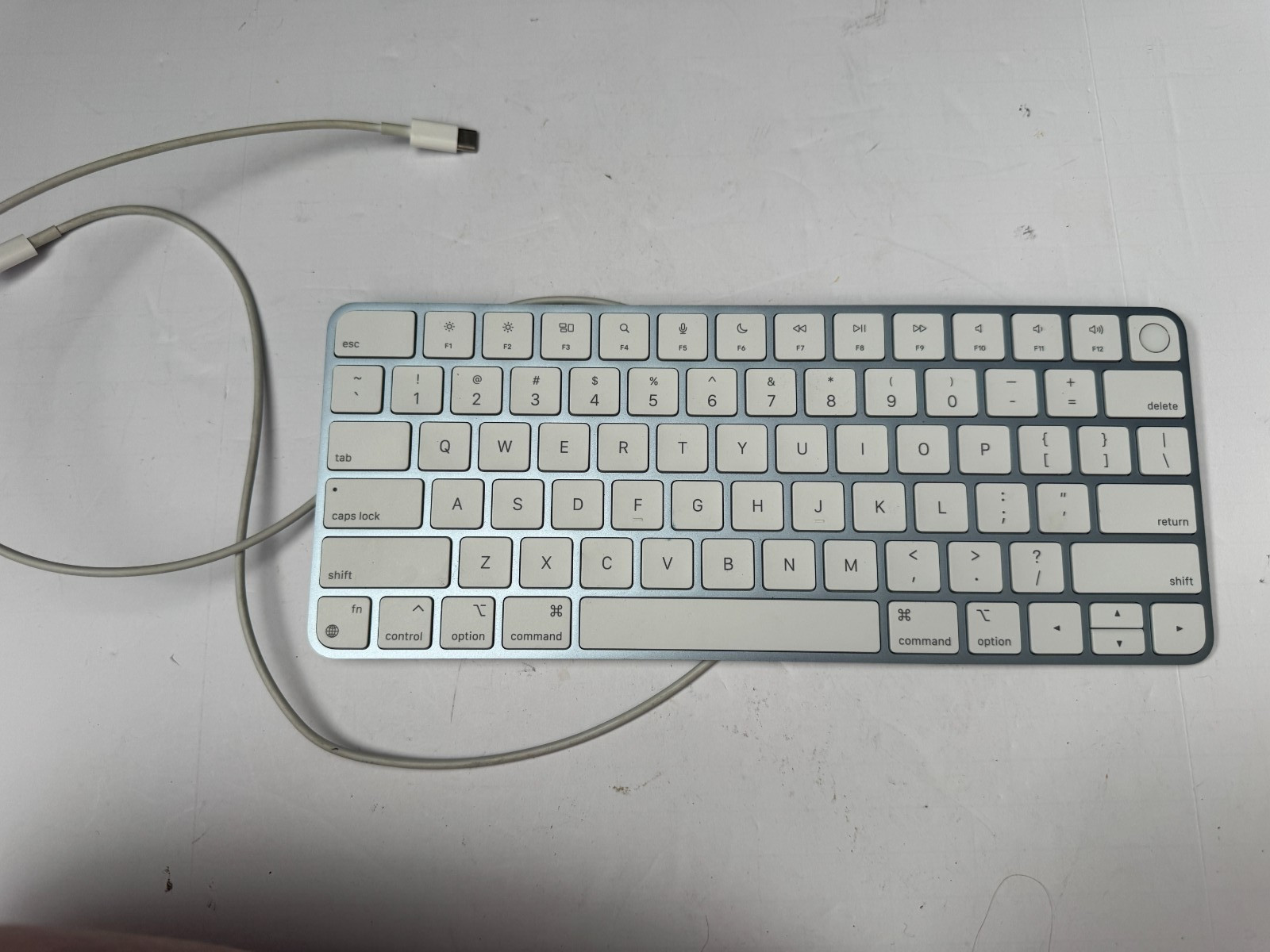 Apple Magic Keyboard Touch ID A2449 Wireless Bluetooth Blue Used with Charger