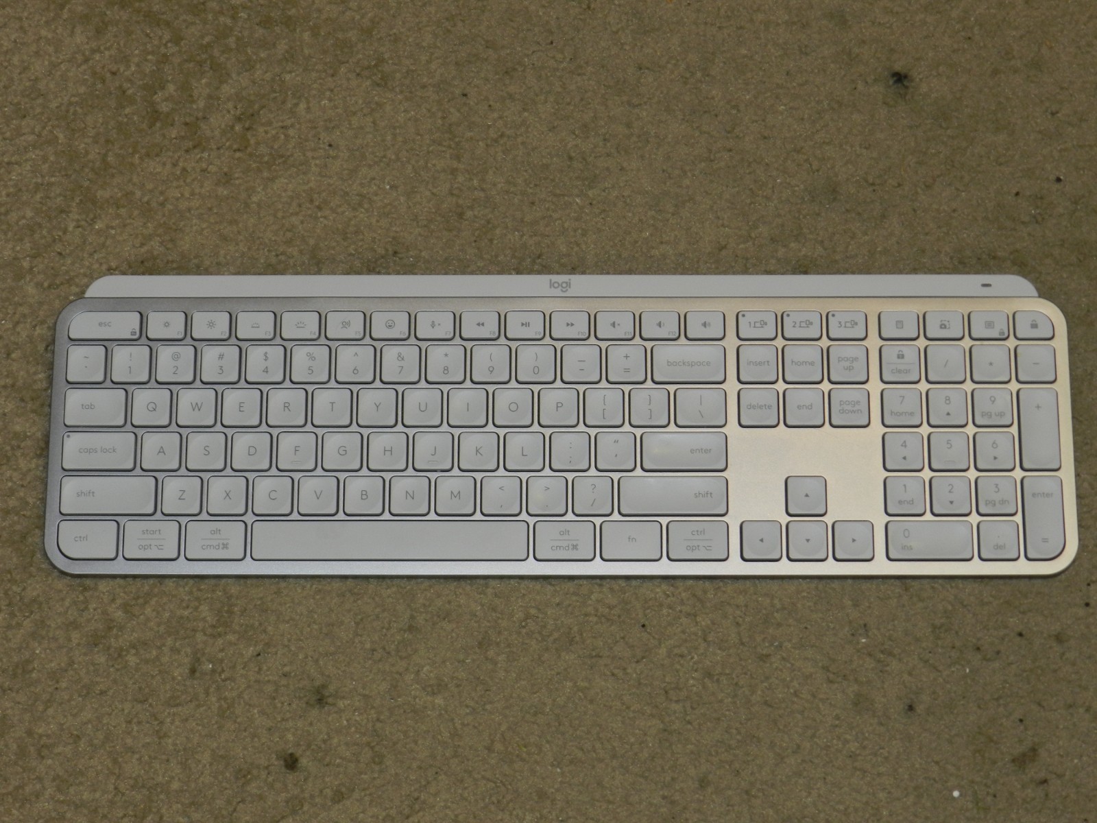 Logitech MX Keys S Advanced Wireless Illuminated Keyboard Bluetooth MINT COND.