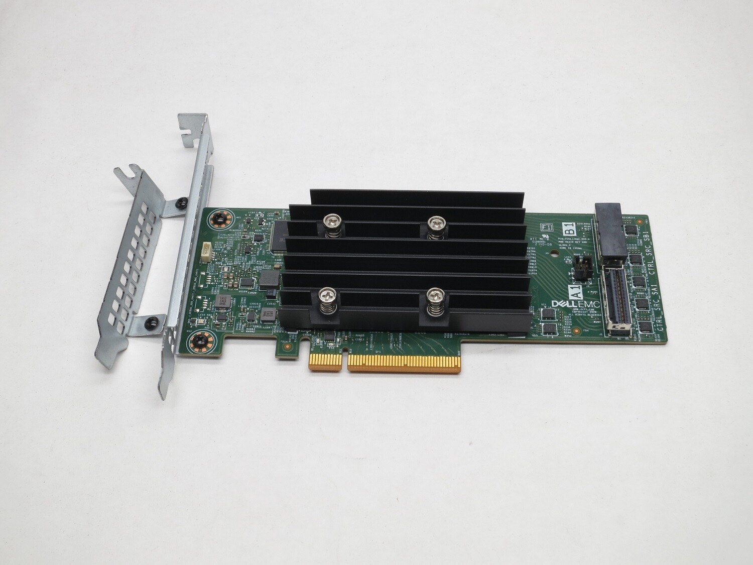 7GRF6 DELL HBA355i SAS/SATA 12G/6G 16P 2x8 INTERNAL PCIE GEN 4 SERIES 11 HBA