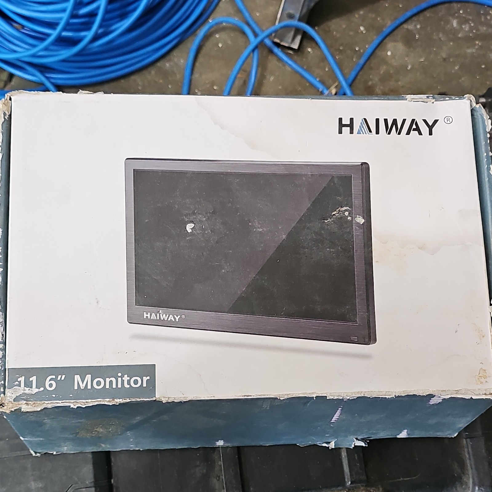 HAIWAY 11.6in Portable TN LED Monitor 1366x768 HDMI VGA BNC AV USB Black