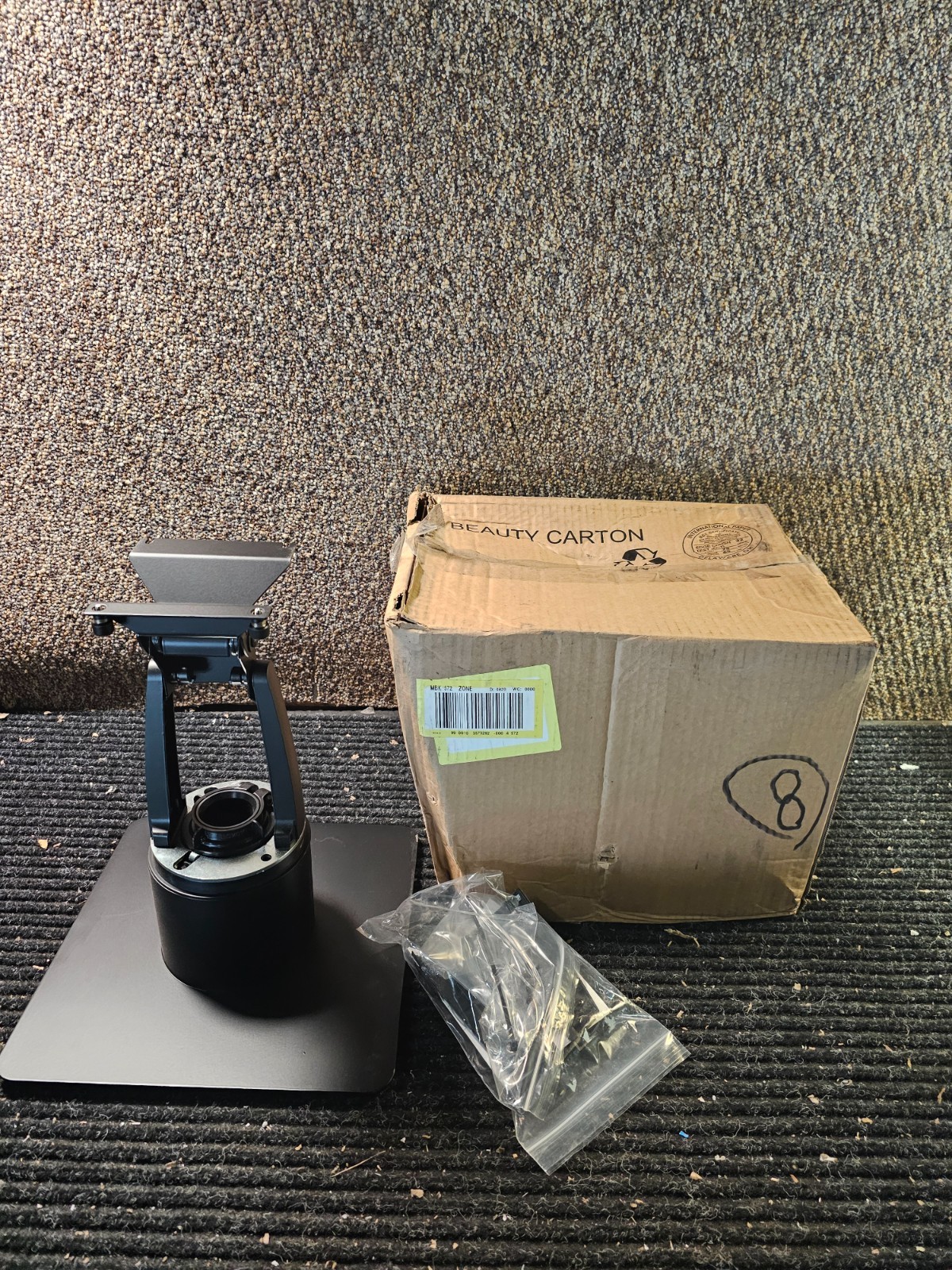 Genesis Stand For HP Engage One Pro, 4" Riser and HP Vesa Hub Limited Tilt Down