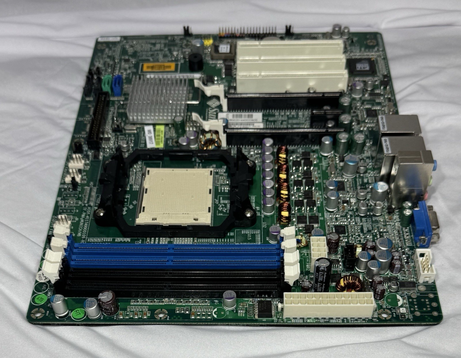 Sun 375-3432 Sun Ultra 20 M2 System Board w/o Opteron CPU - Tested