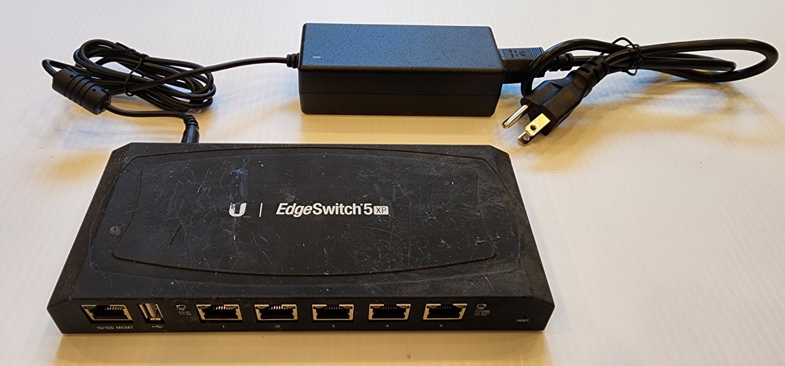 Ubiquiti EdgeSwitch ES-5XP/TOUGHSwitch TS-5-PoE Gigabit Managed Ethernet Switch