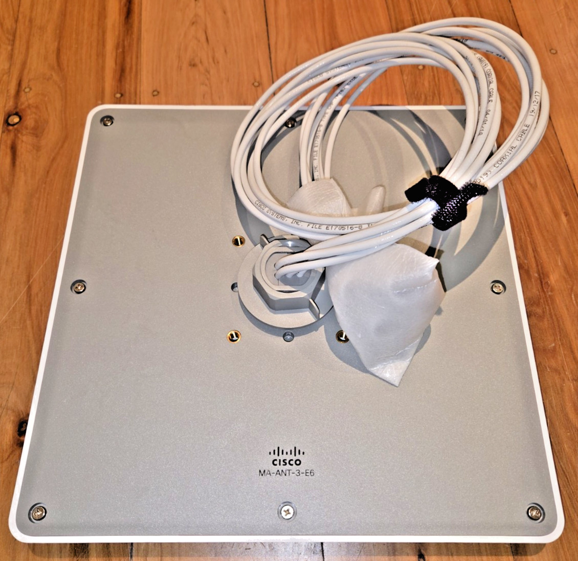 Cisco Meraki  MA-ANT-3-E6 Directional Panel Antenna 6dBi N-Type 30.5cm