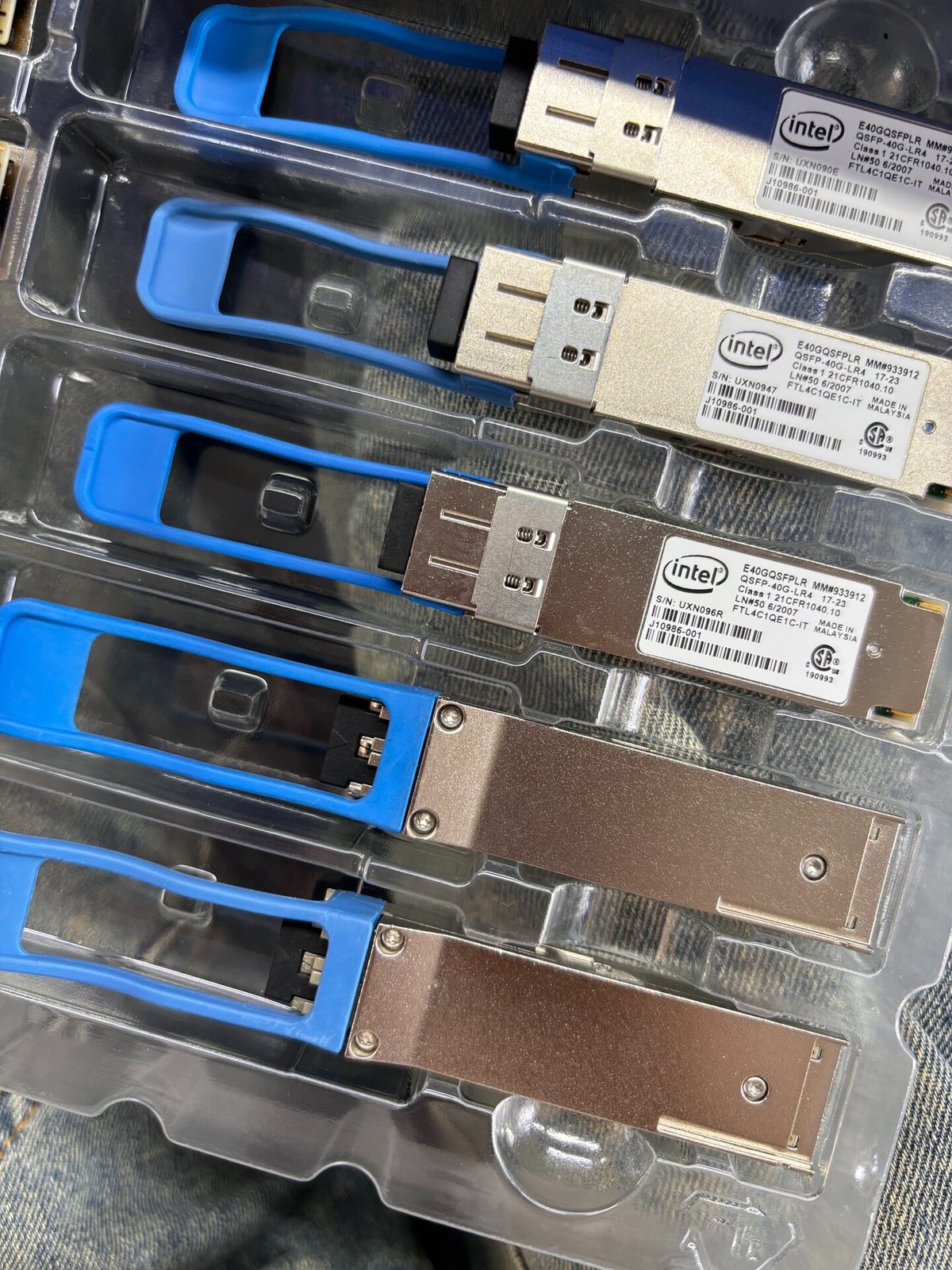 1PCS E40GQSFPLR INTEL ETHERNET 40GB Transceiver QSFP-40G-LR4 FTL4C1QE1C-IT