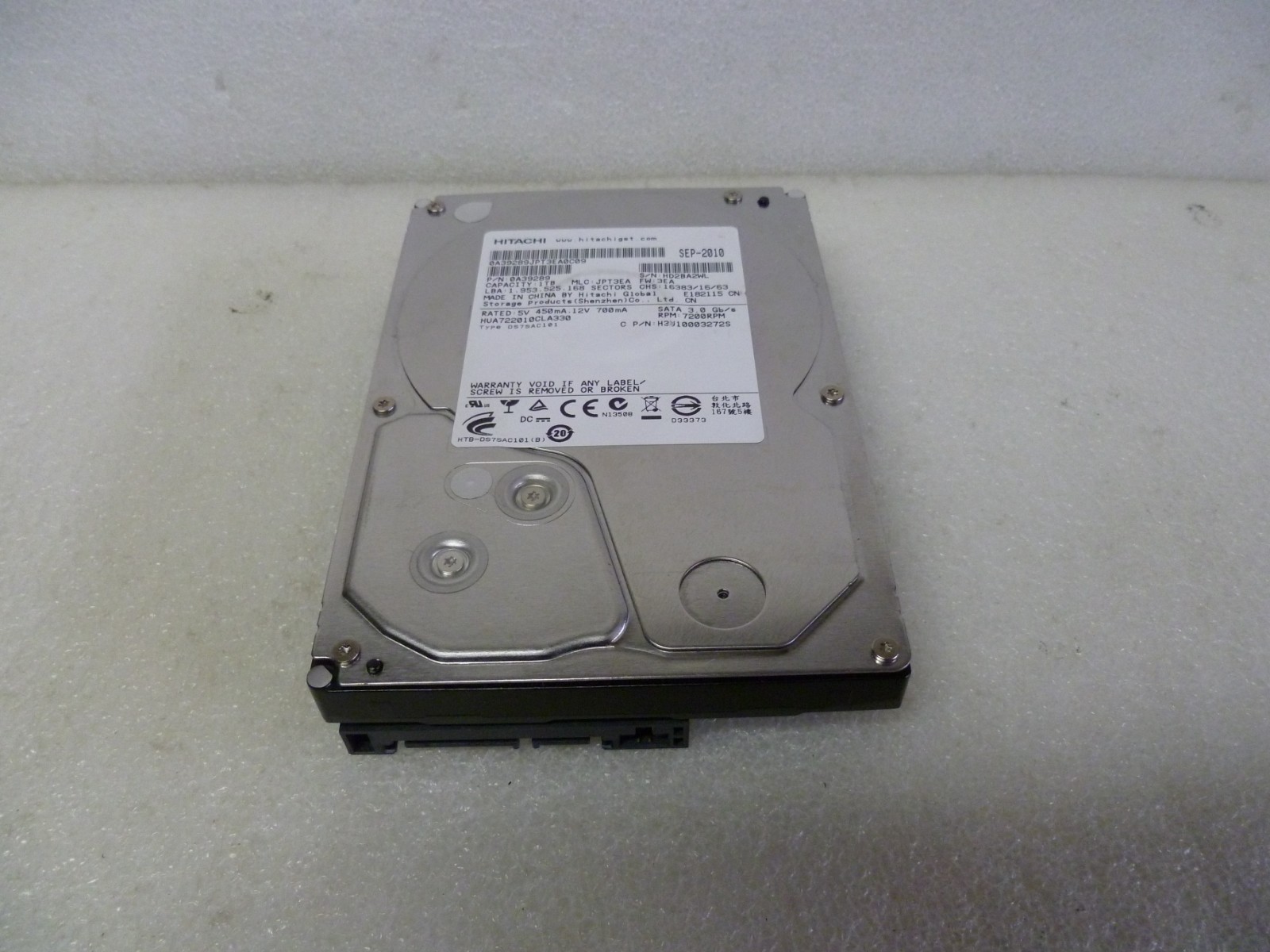 HITACHI HUA722010CLA330 1TB SATA HARD DRIVE P/N: 0A39289 MLC: JPT3EA F/W: 3EA
