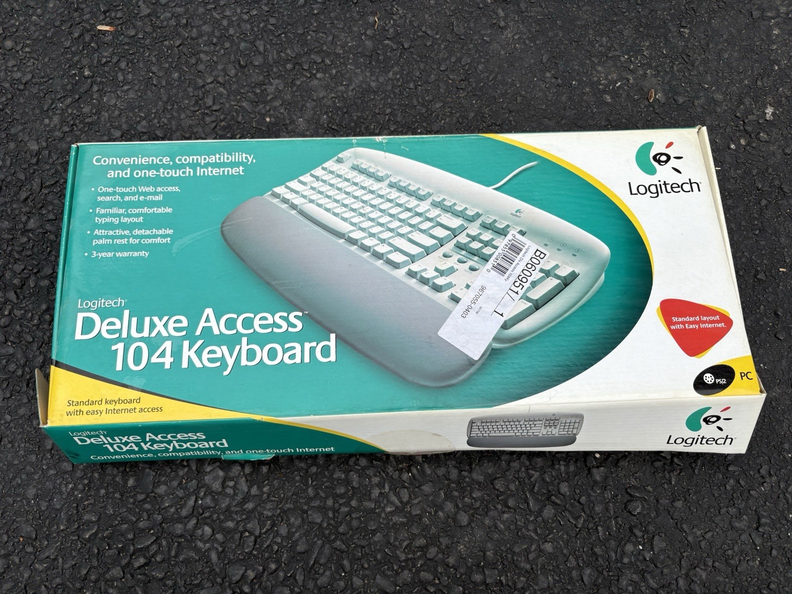 Logitech Deluxe Access 104 Keyboard *New Unused*