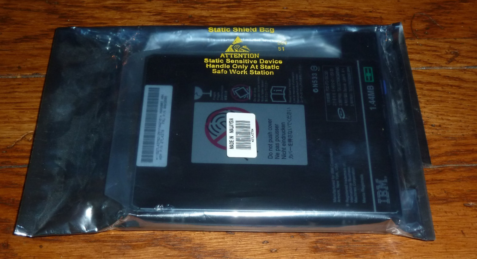 IBM 08K9606 Slimline 1.44MB Floppy Disc Drive New 27L4378