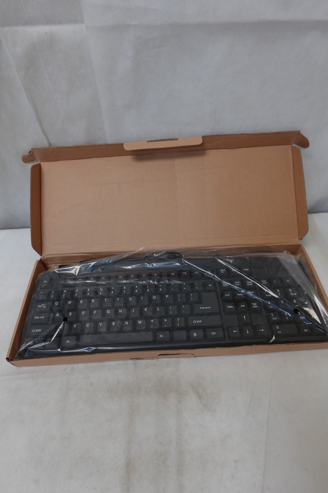 iMicro Classic Basic Wired USB Universal English Keyboard (Black) KB-US919EB