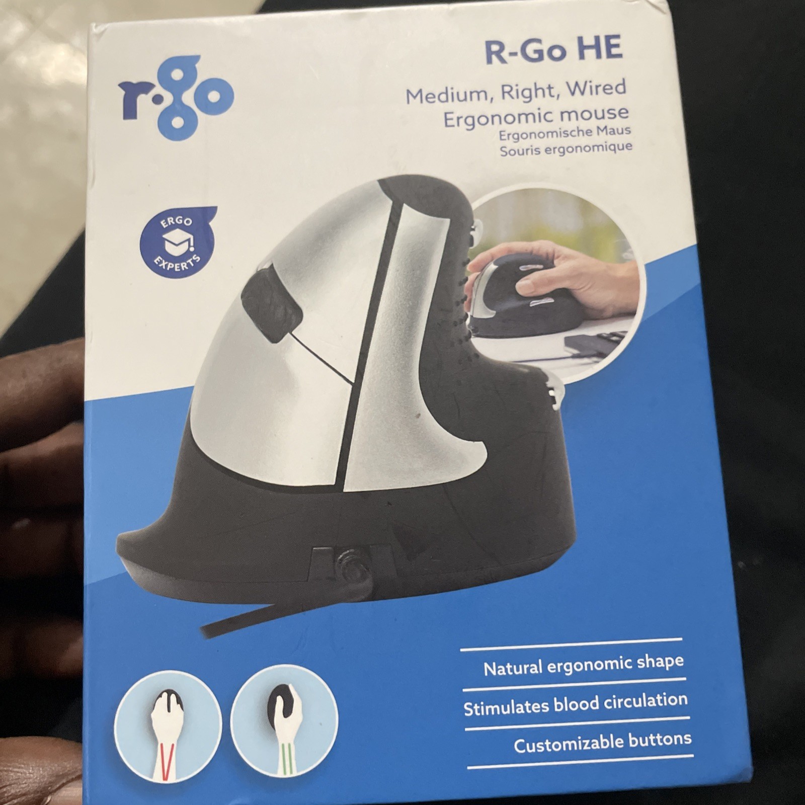 R-Go HE Vertical Ergonomic Mouse Medium Right Hand Wired USB Silver RGOHE