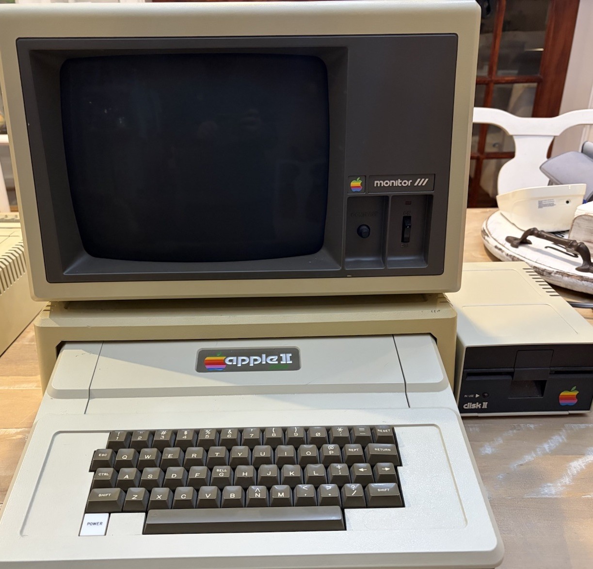 Apple Apple II Vintage Home Computer w/ Monitor & Disk II Floppy Drive