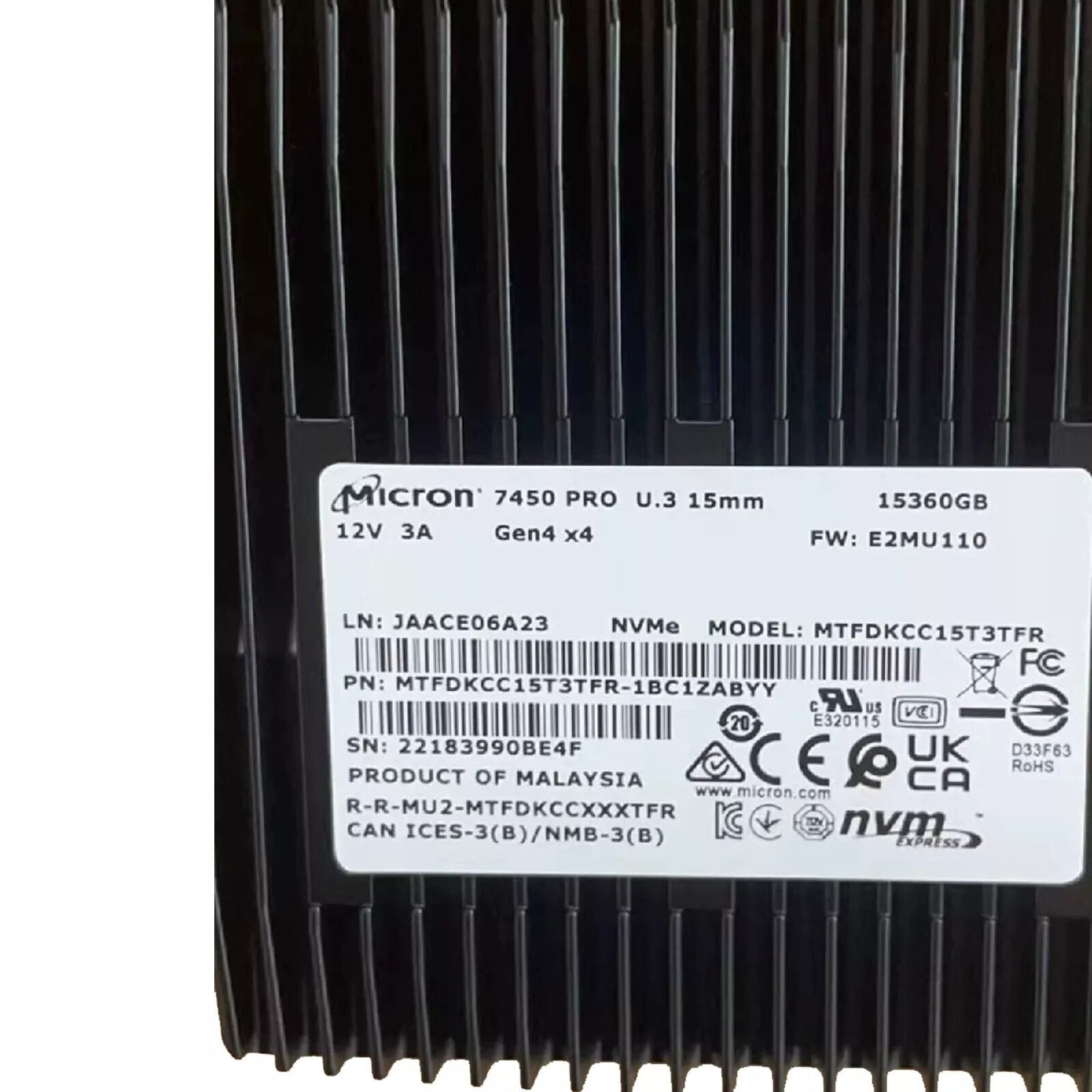 Micron 7450 PRO 15.36 TB internal 2.5" U.3 PCIe 4.0 (NVMe) Solid State Drive SSD