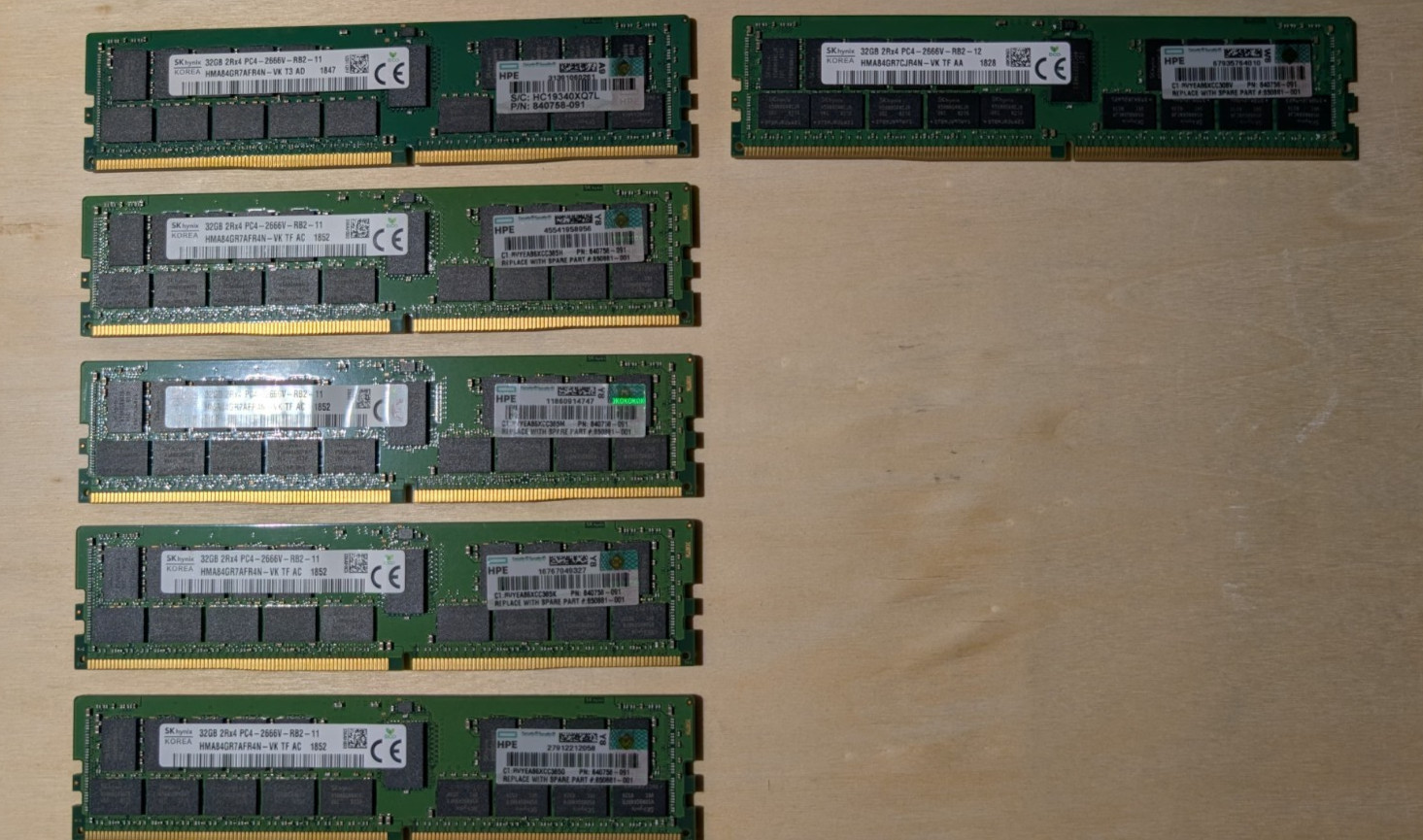 SK Hynix (Lot of 5) & (Lot of 1) 32GB 2Rx4 DDR4 PC4-2666V-RB2  RDIMM Server RAM