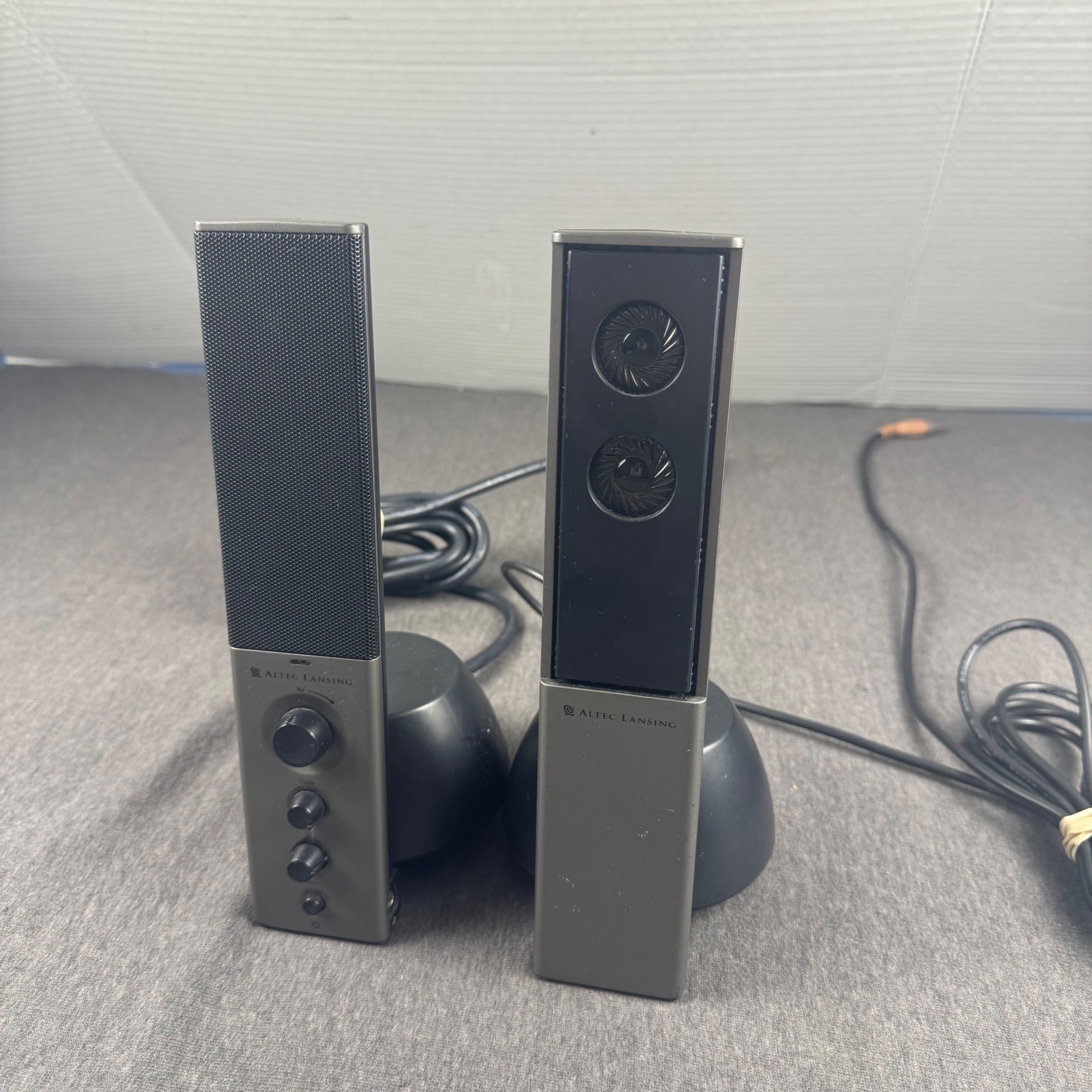 Altec Lansing VS4121 Computer Speakers Left and Right Satellites Grey Black