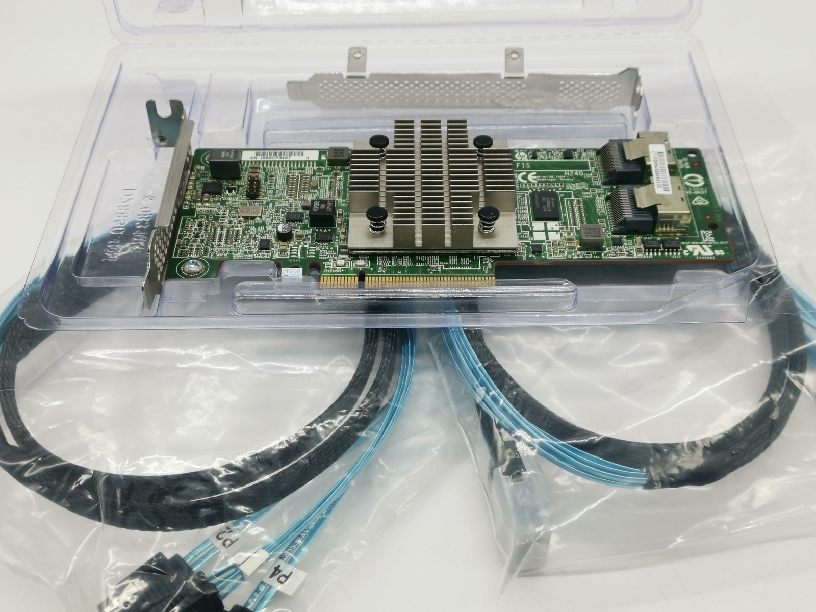 HP H240 SAS-3 12Gbps HBA Host Bus Adapter P/N: 779134-001 726907-B21+ 8087 cable