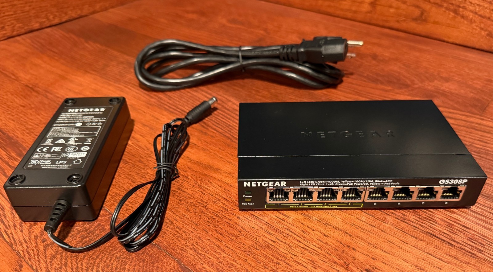 Netgear GS308P 100NAS 8-port Gigabit Ethernet Switch with 4 POE ports