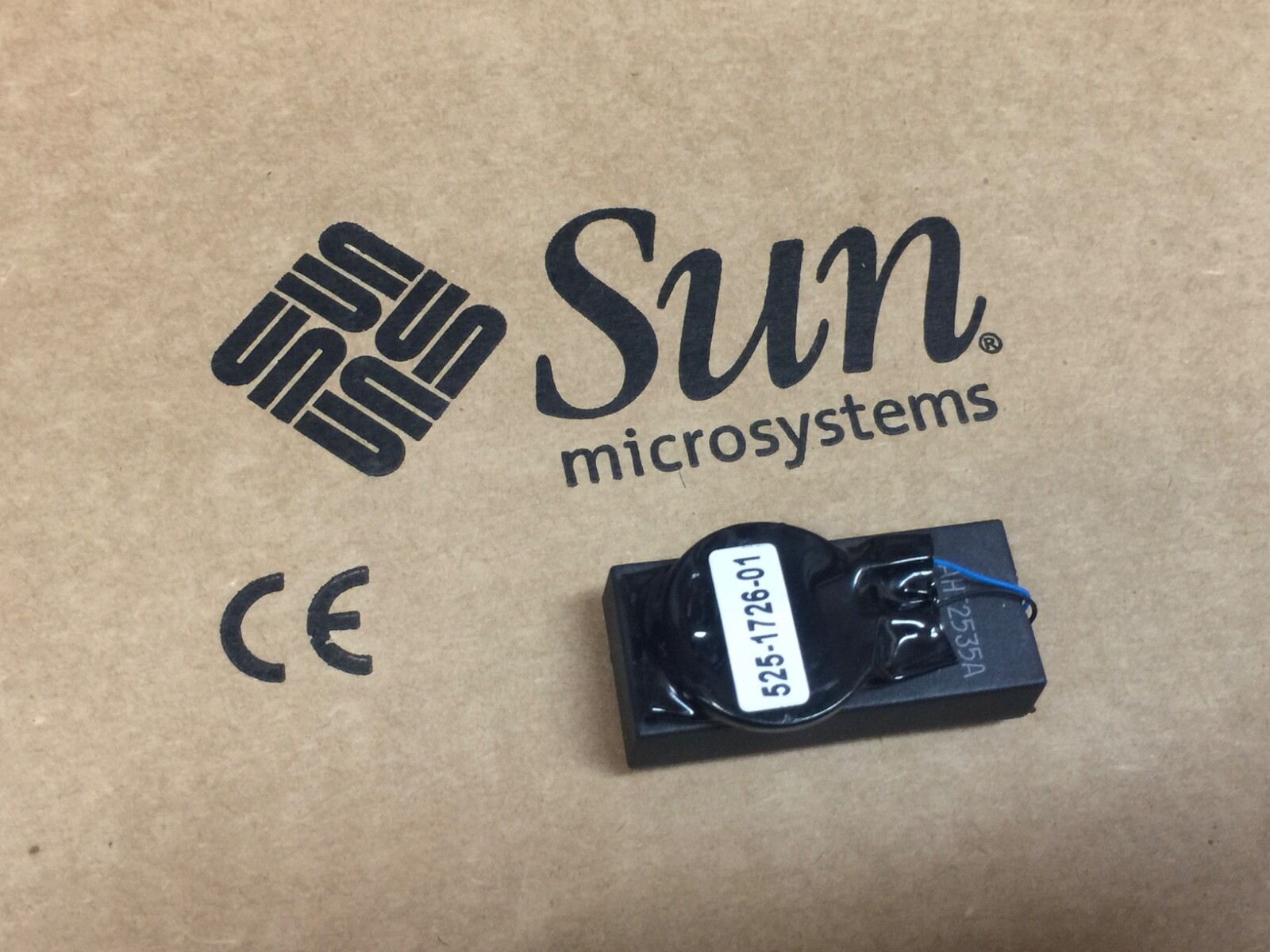 SUN 525-1726  NVRAM M48T59   with NEW-Batery-ADDon  , for E250  = " No- SOCKET"