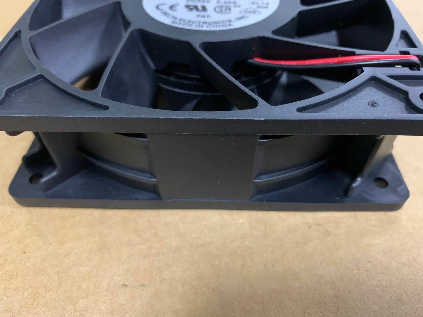 1pcs For Delta PFB1224UHE DC 24V 2.40A 12CM inverter cooling fan 12038 MODEL