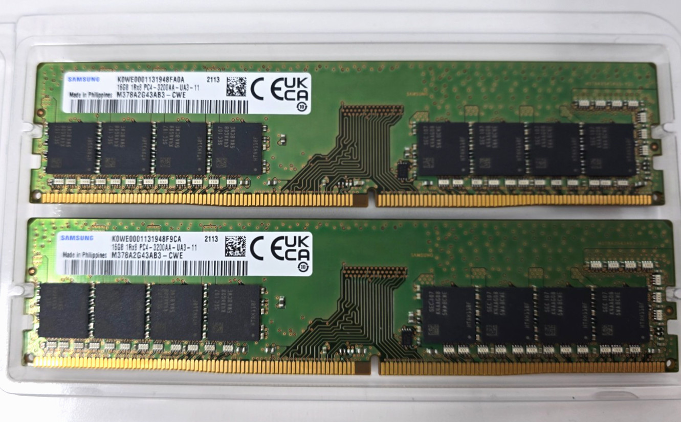 Samsung 32GB (2x 16GB)DDR4 3200 MHz PC4-25600 DIMM Desktop Memory RAM