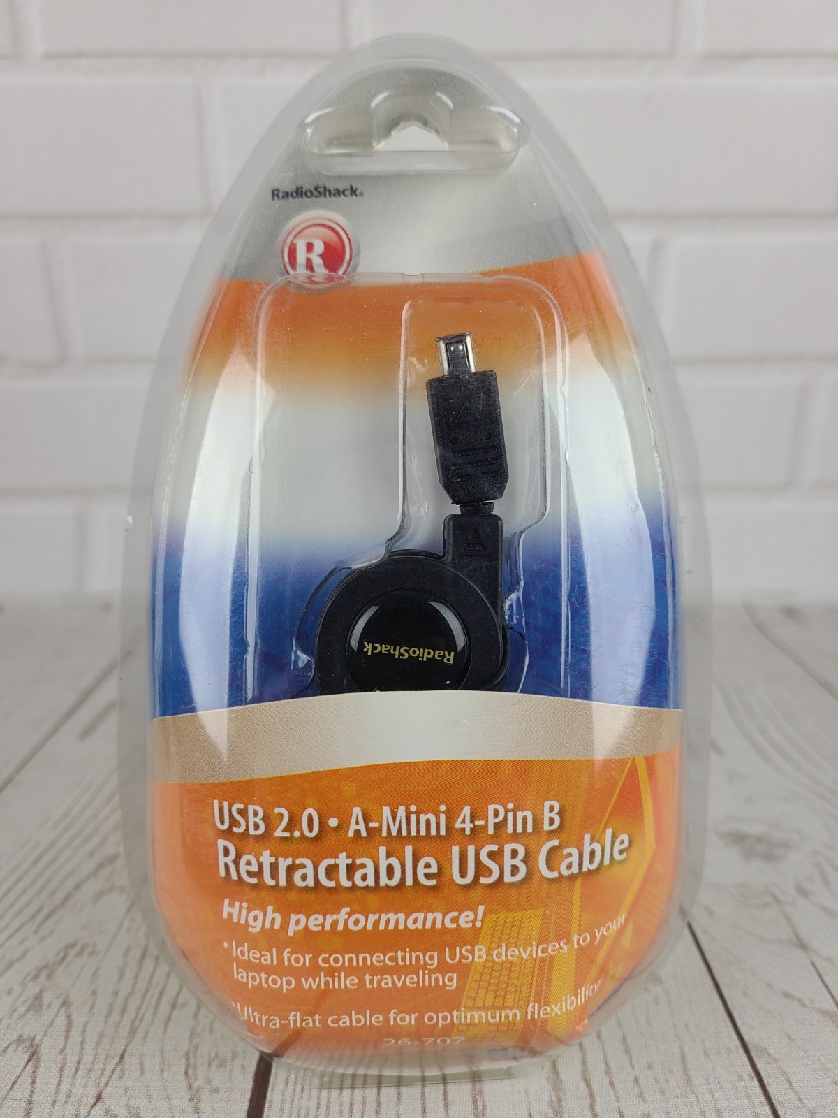USB A to Mini 4-Pin Cable Retractable USB Cable 2.6ft. Radio Shack 26-707