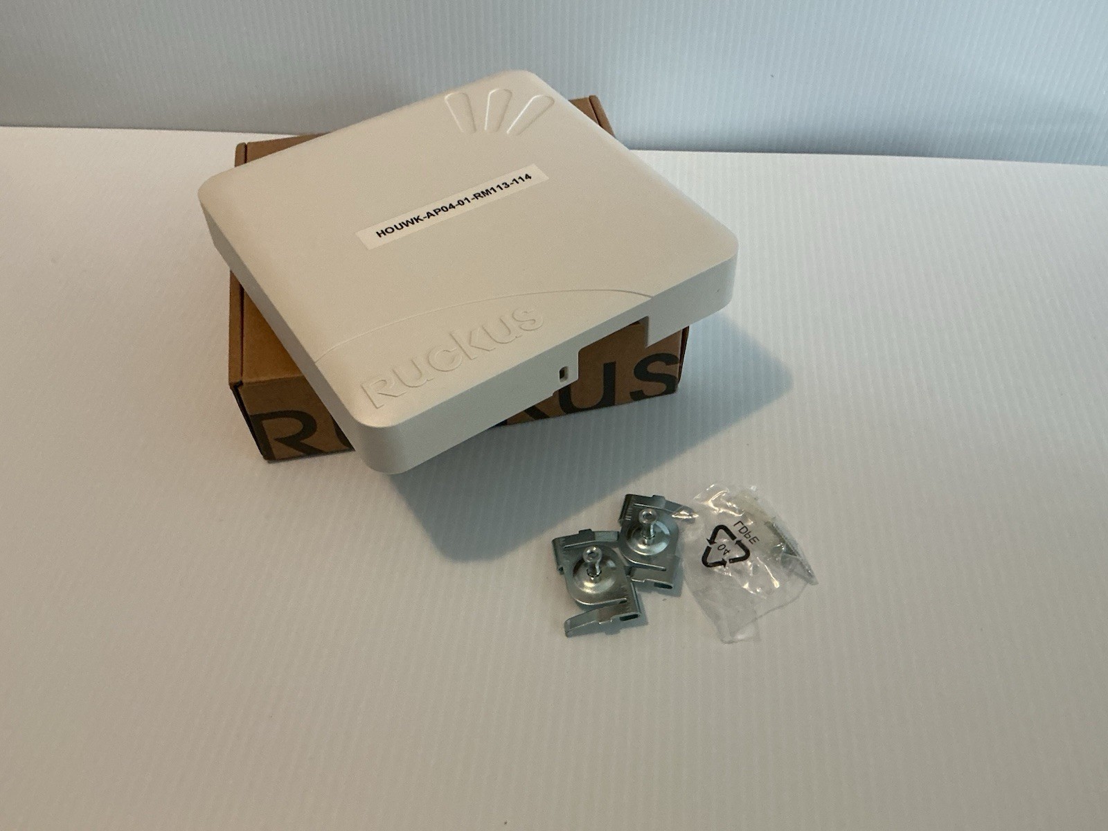 RUCKUS WIRELESS ZONEFLEX 7372