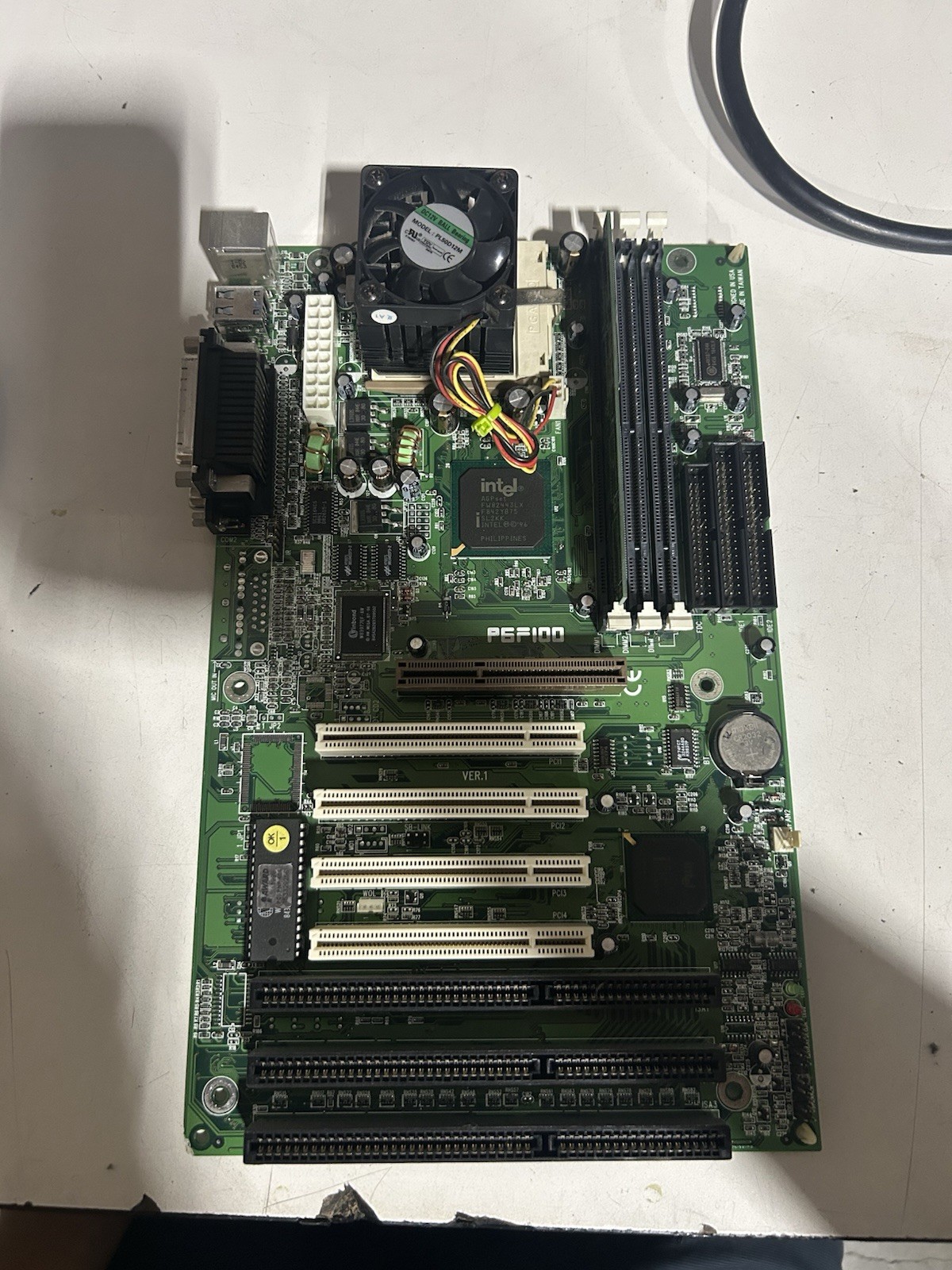 Vintage Freetech P6F100 Socket 370 Motherboard + Celeron 400mhz + 32m READ