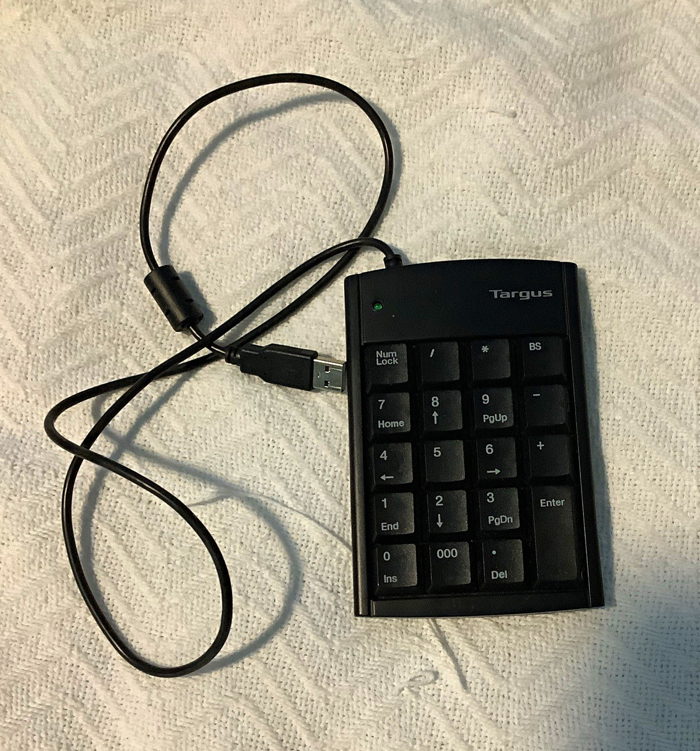 Targus PAUK10U USB Wired Numeric Keypad Number Pad w/ Num Lock Black