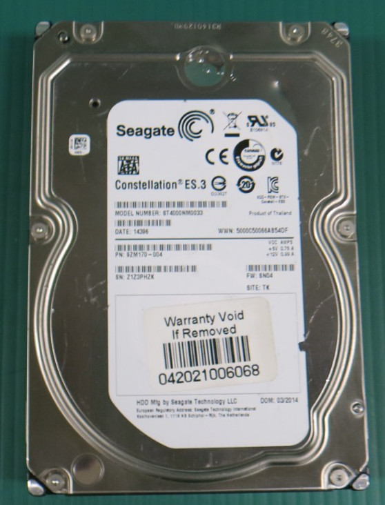 Seagate / 4TB / 128MB / SATA / 7.2K RPM / 3.5" / HDD / ST4000NM0033 / 9ZM170-004