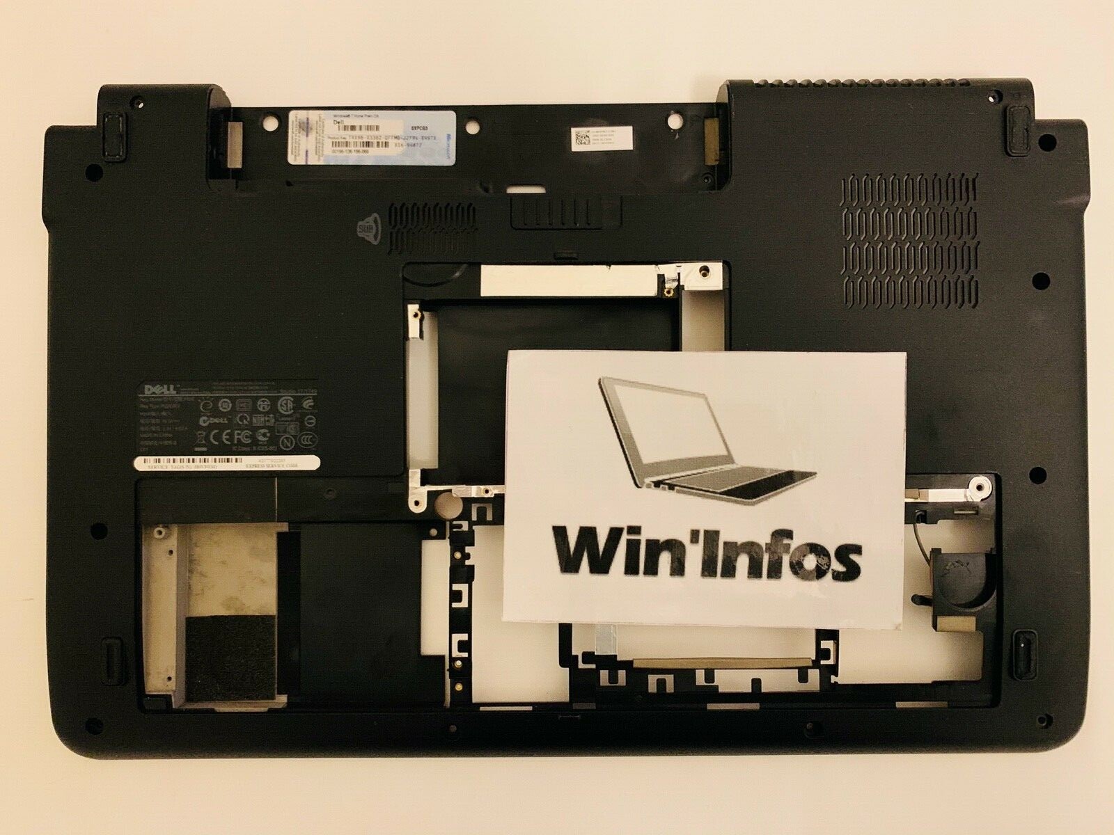 Plastic Engineering Lower Tray Base Cover Dell Studio 17/1749 (P02E)