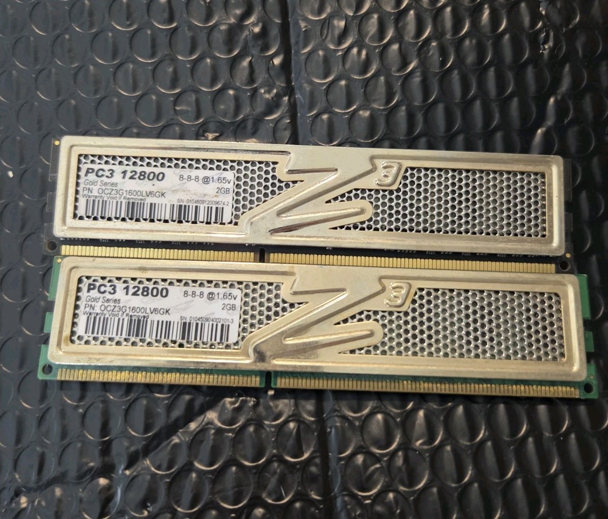 OCZ Gold Ser 4GB Kit (2x2GB) PC3-12800 1600MHz DDR3 SDRAM DIMM OCZ3G1600LV6GK