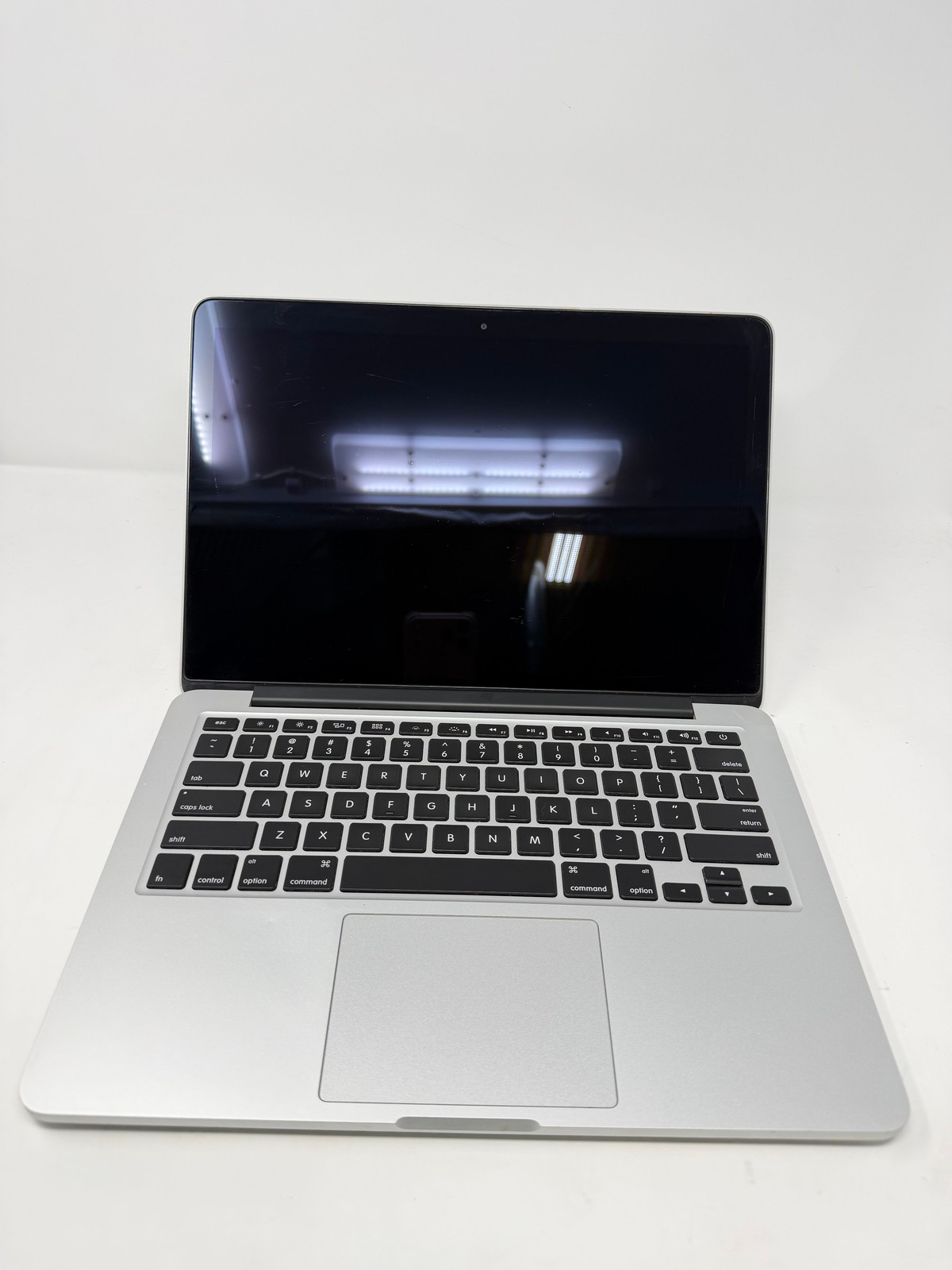 Apple MacBook Pro 13-inch Retina i7-5557U 16GB 1.024TB SSD Grade A