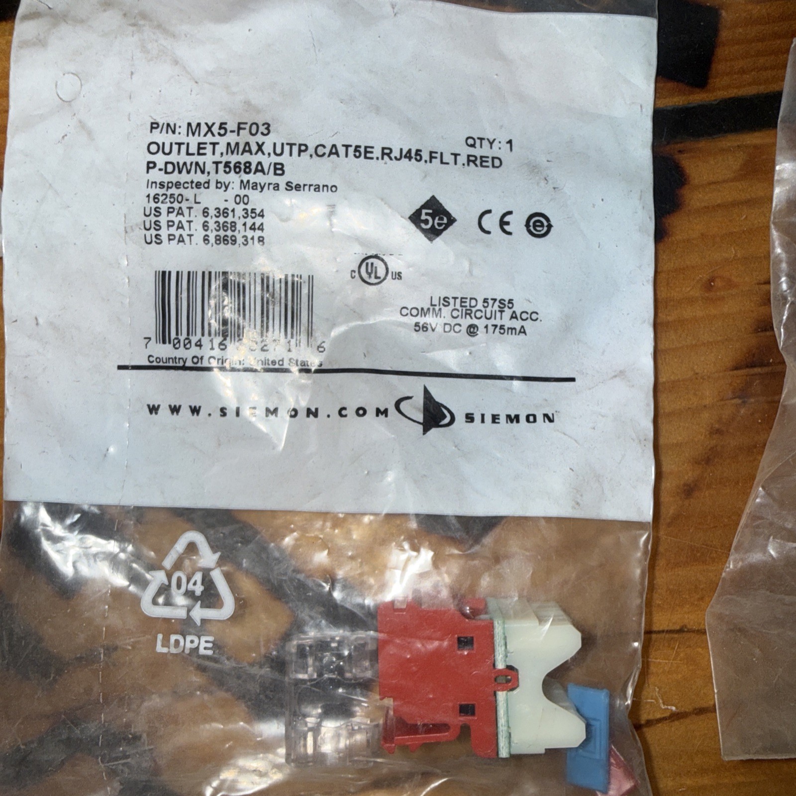 Siemon MX5-F03, red, Category 5e UTP RJ45 T568A/B MAX series flat jack NEW